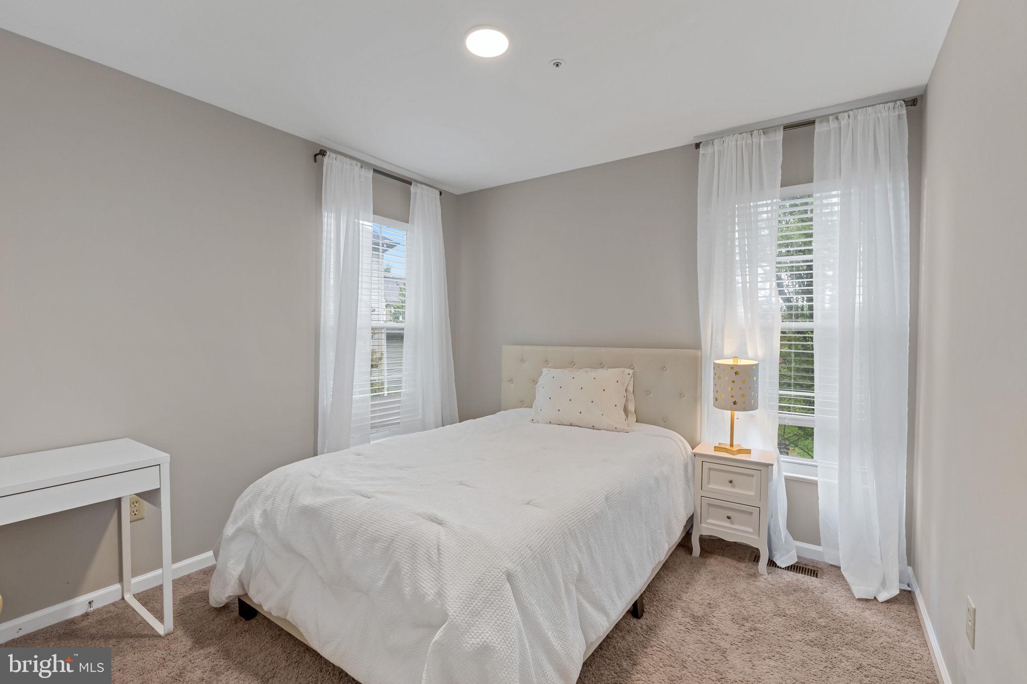 VILLAGE OF CLOPPERS MILL - Residential Lease