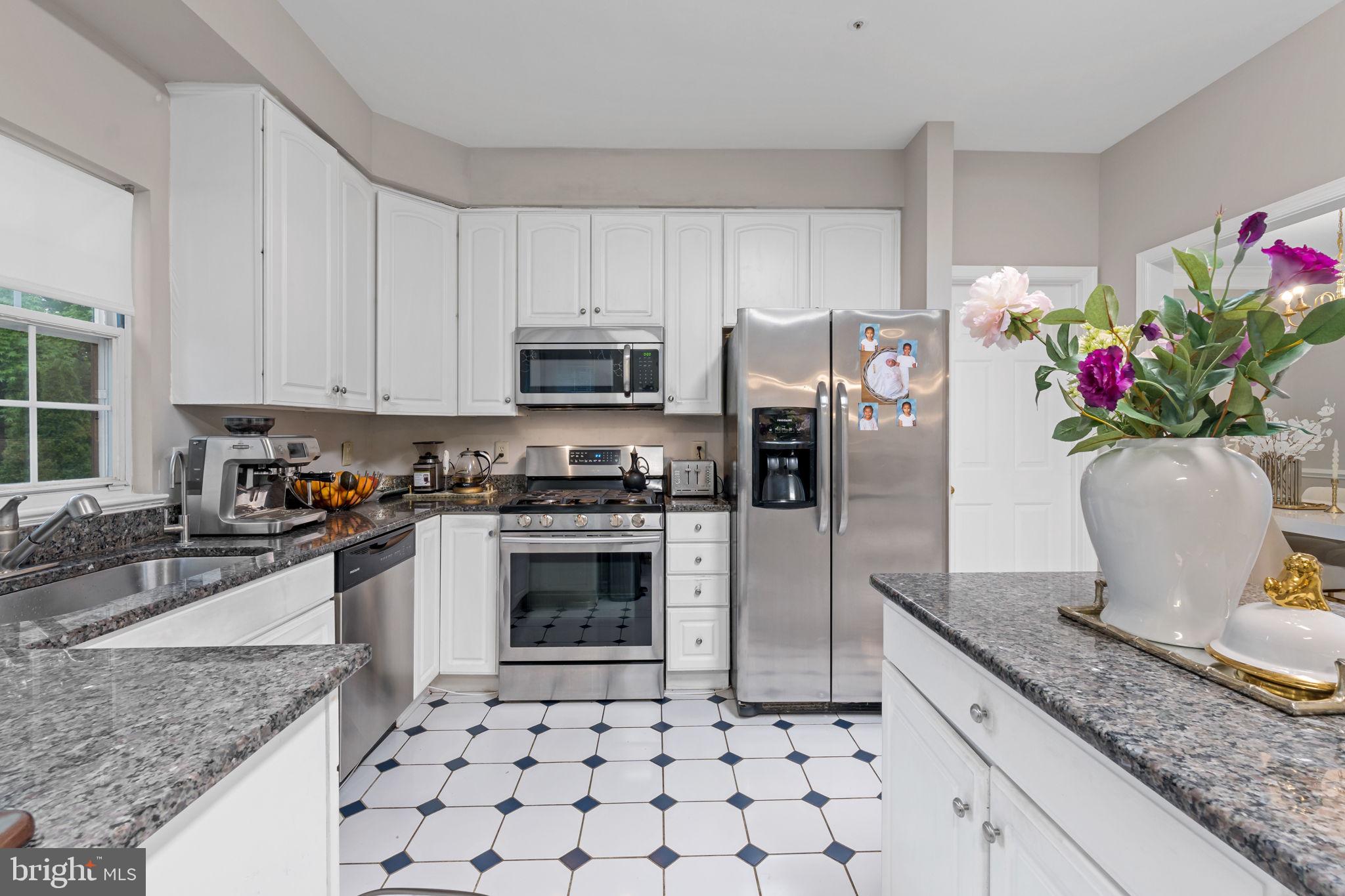 VILLAGE OF CLOPPERS MILL - Residential Lease