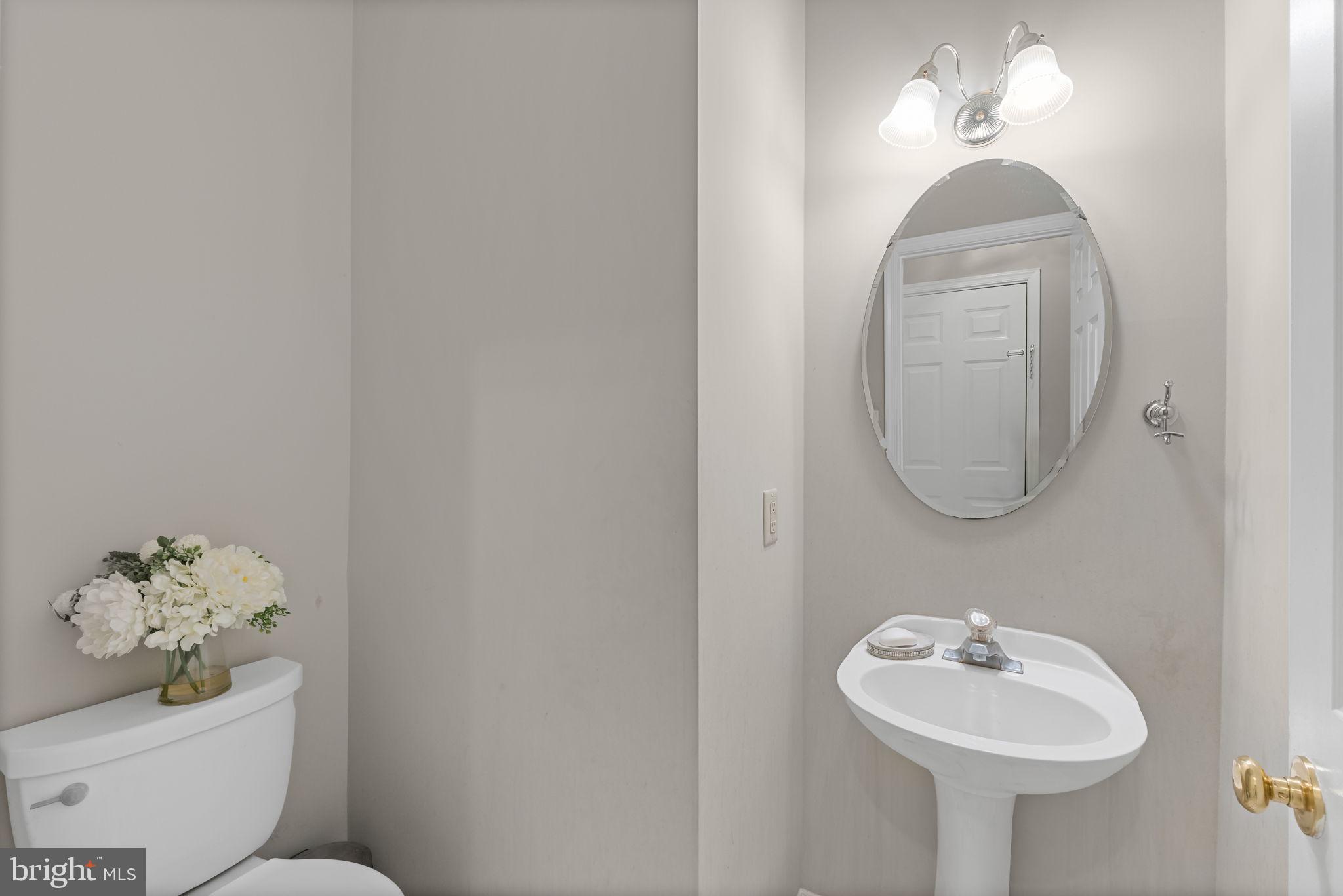 VILLAGE OF CLOPPERS MILL - Residential Lease