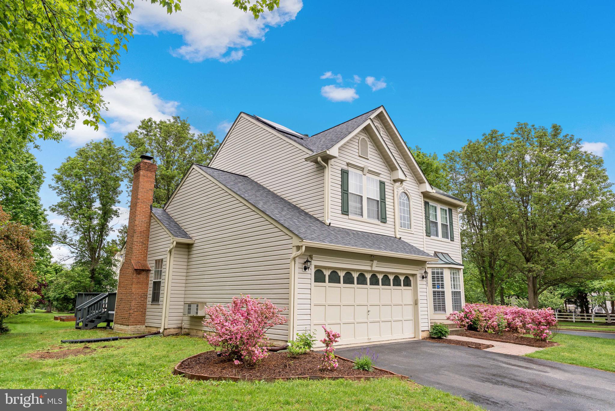 VILLAGE OF CLOPPERS MILL - Residential Lease