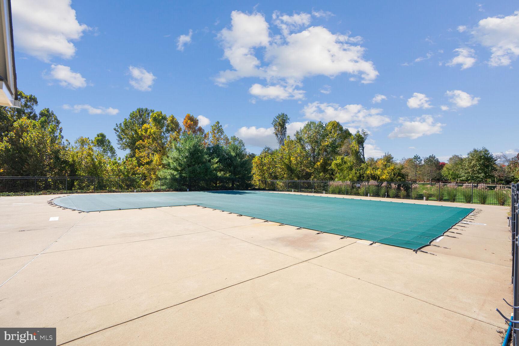 DOMINION VALLEY - Residential