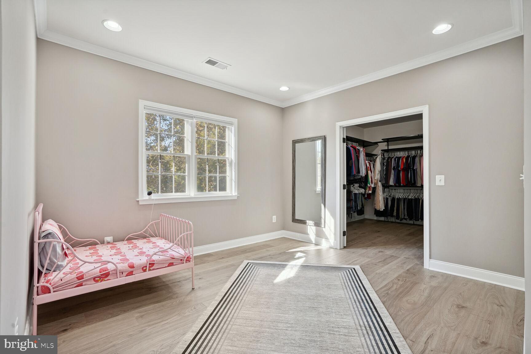 DOMINION VALLEY - Residential