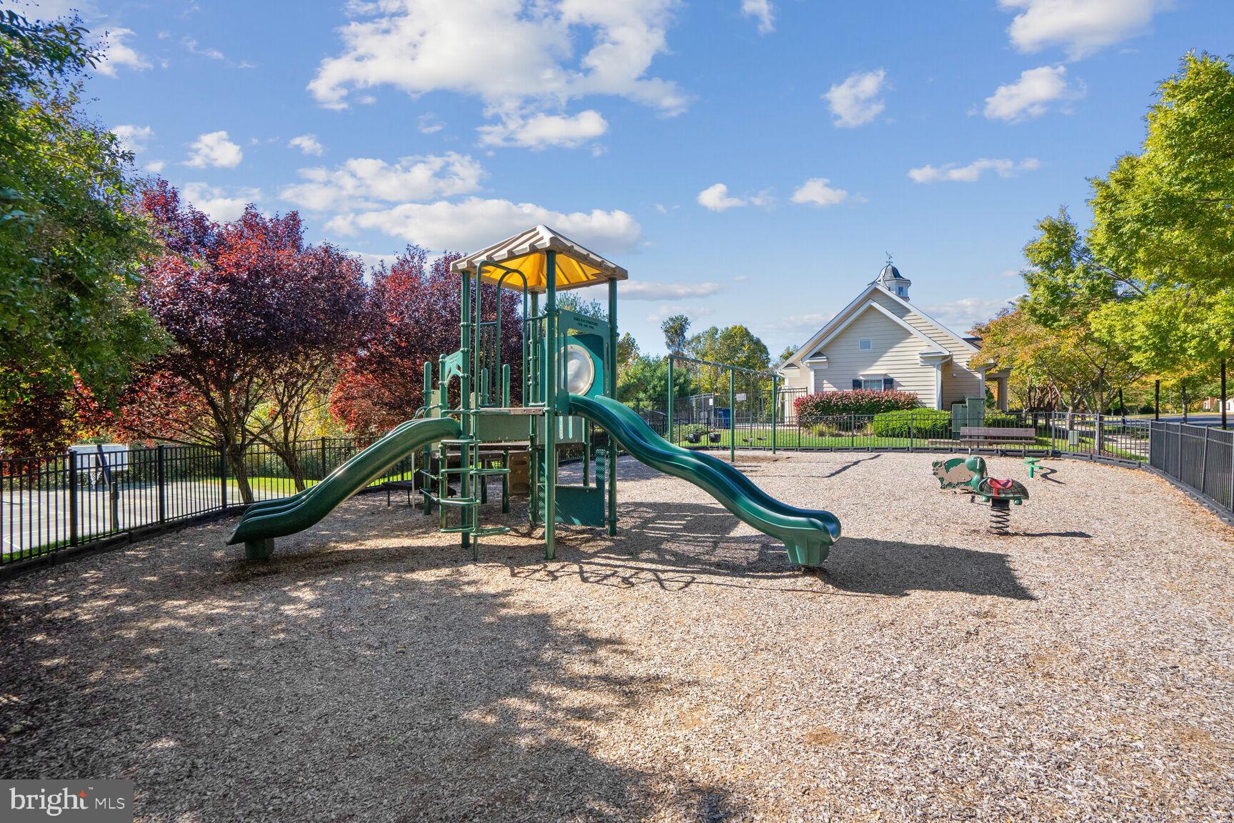 DOMINION VALLEY - Residential