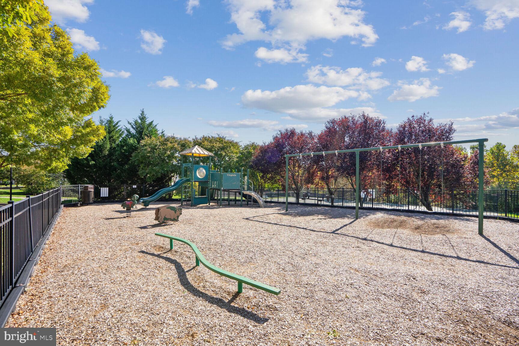 DOMINION VALLEY - Residential