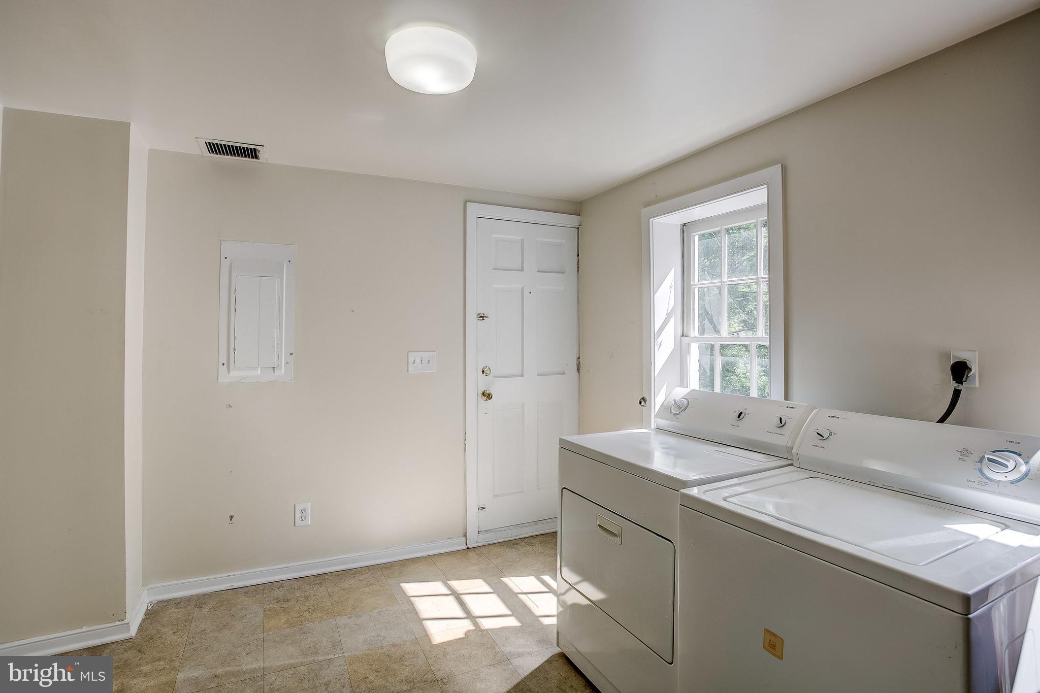 RIDGELY'S DELIGHT - Residential