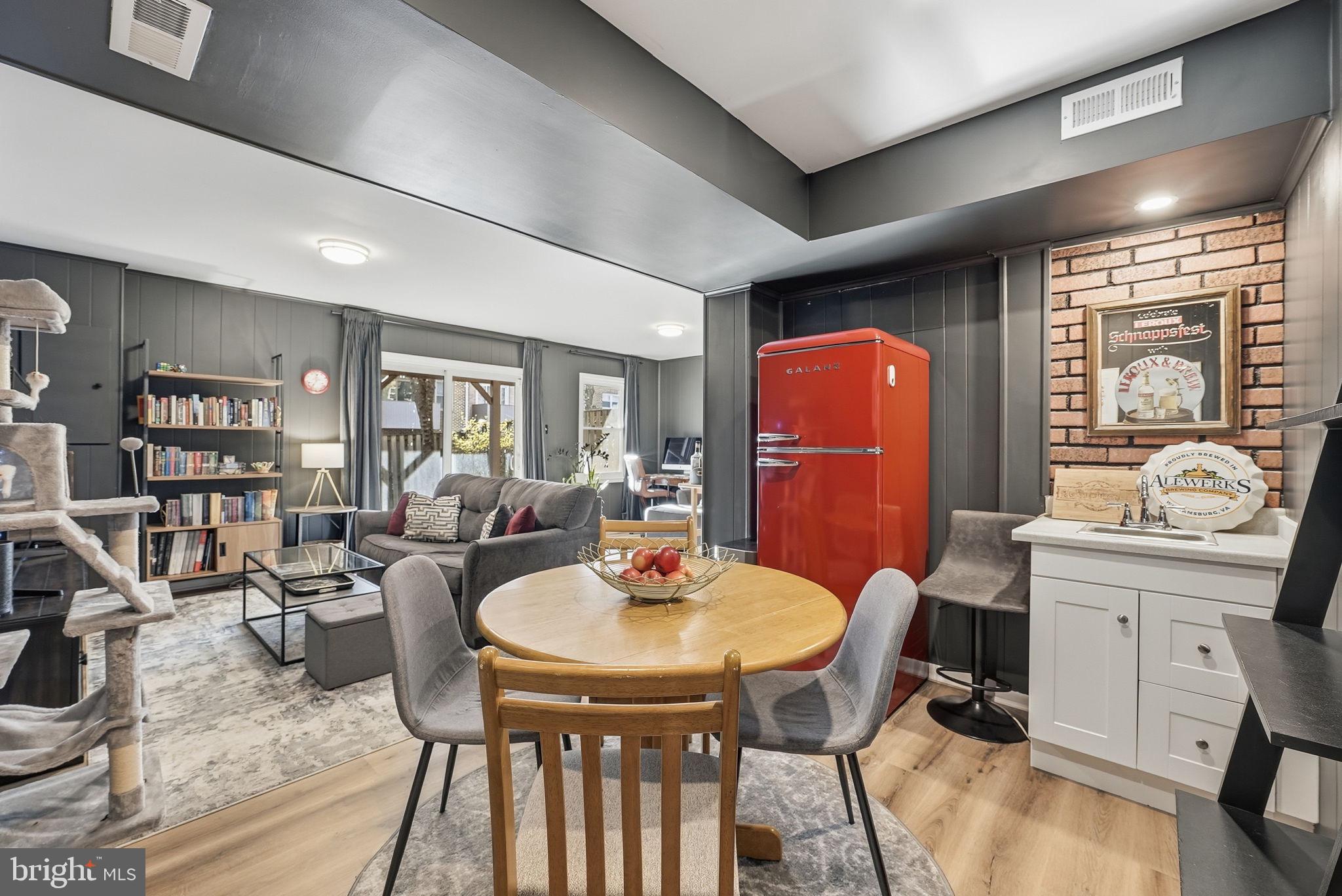 PARK GLEN HEIGHTS - Residential