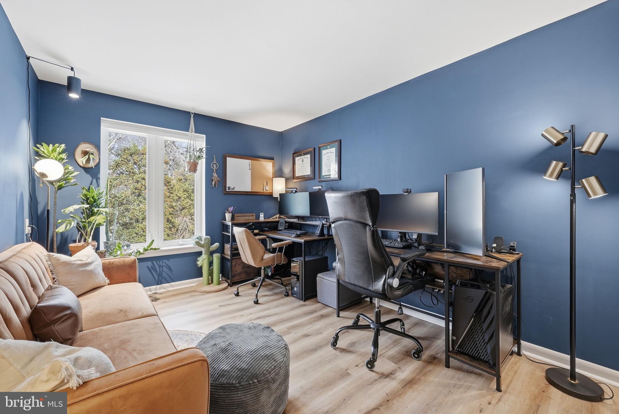 PARK GLEN HEIGHTS - Residential