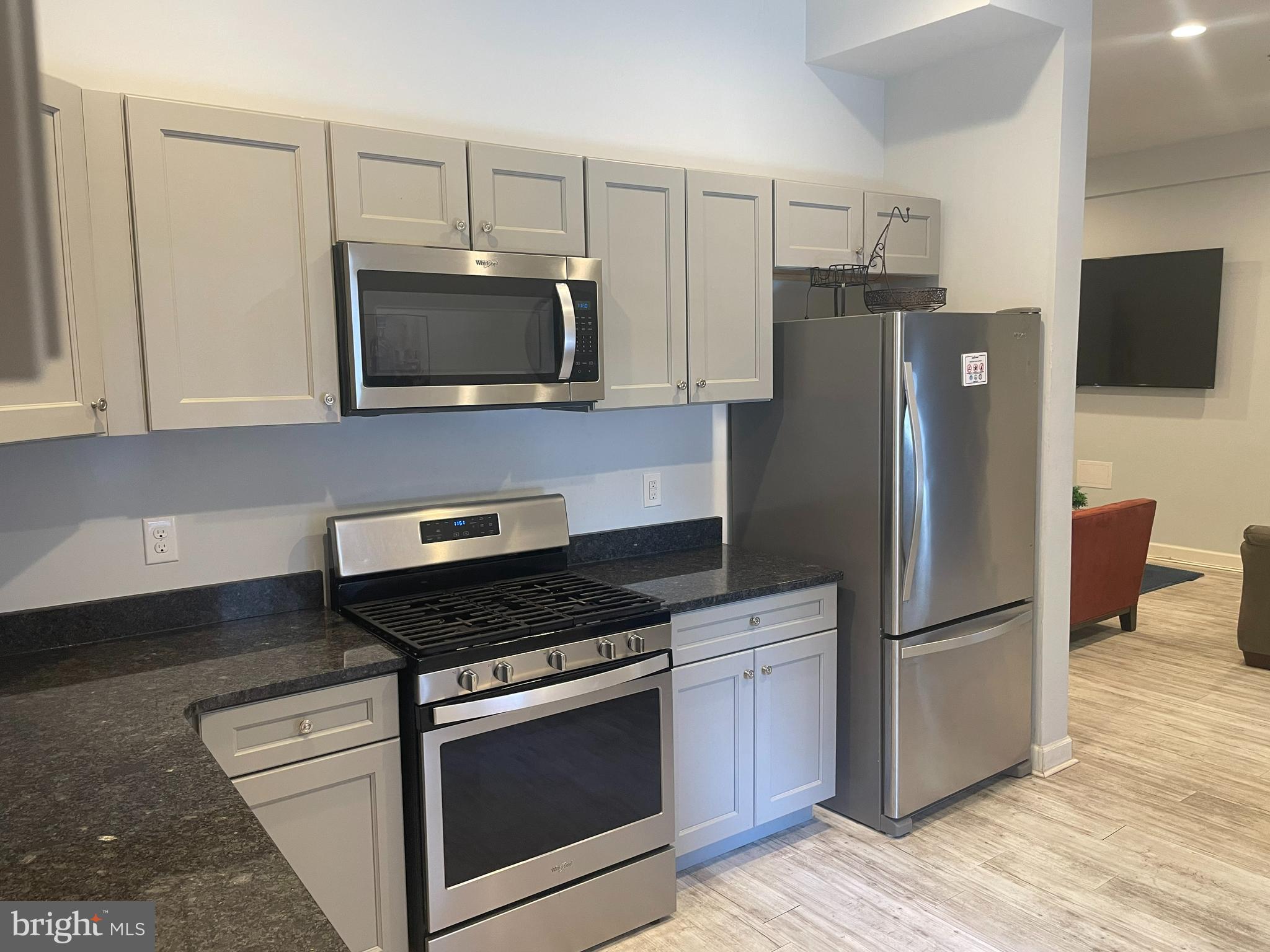 NORTHERN LIBERTIES - Commercial Sale