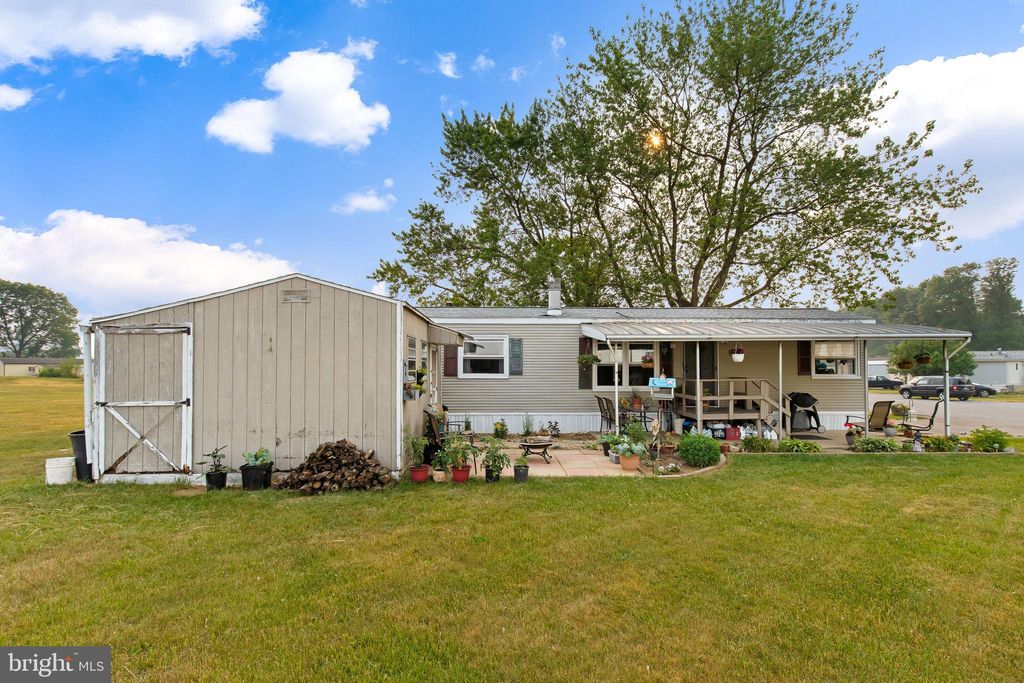 Photo of 68 PENN VALLEY VLG, LITITZ, PA 17543 (MLS # PALA2036296)