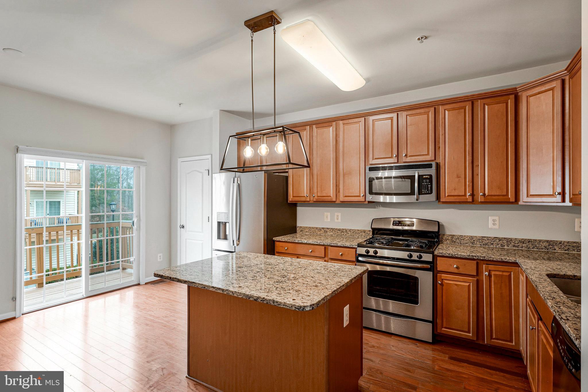 24667 BYRNE MEADOW SQUARE