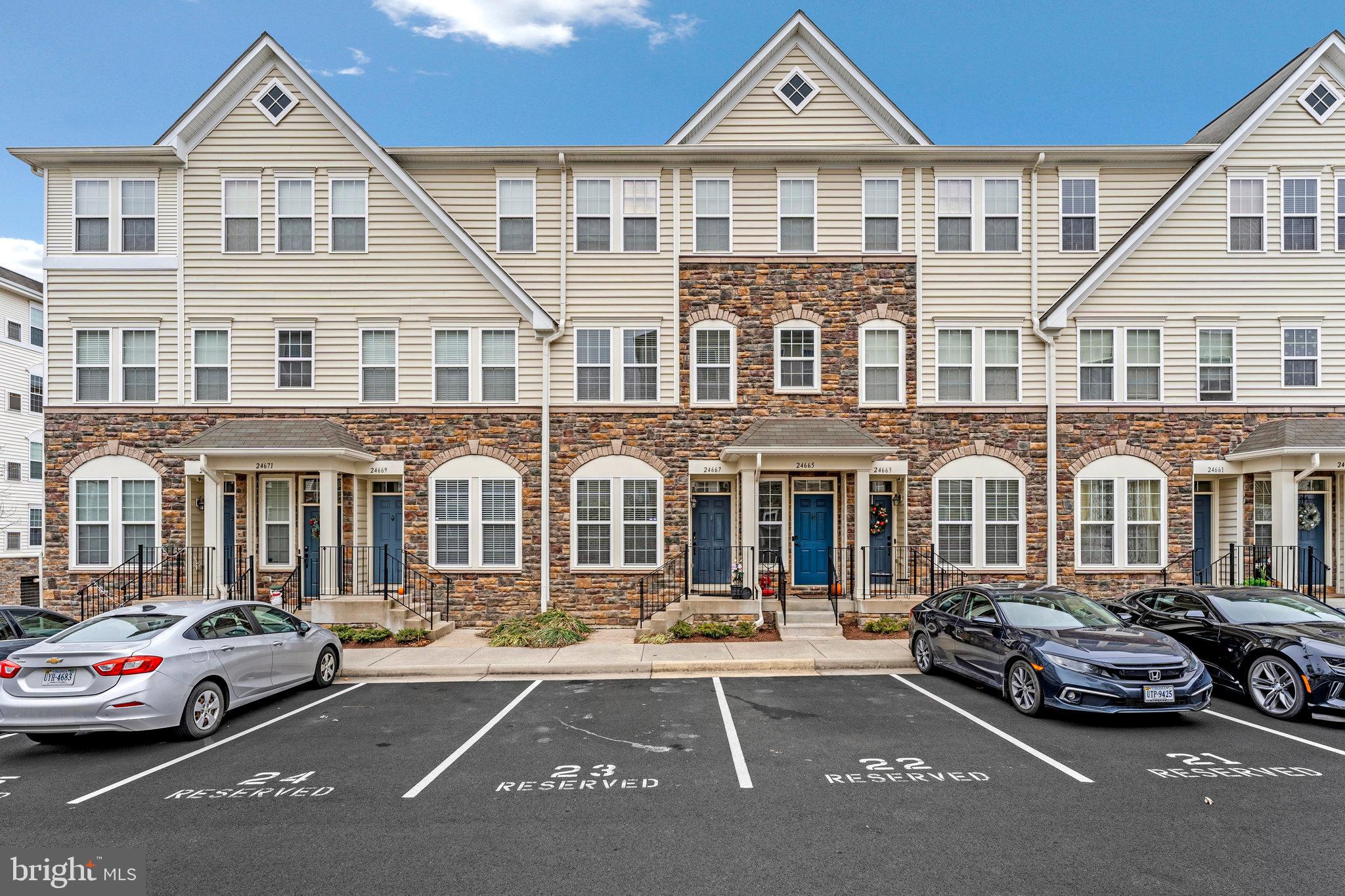 24667 BYRNE MEADOW SQUARE