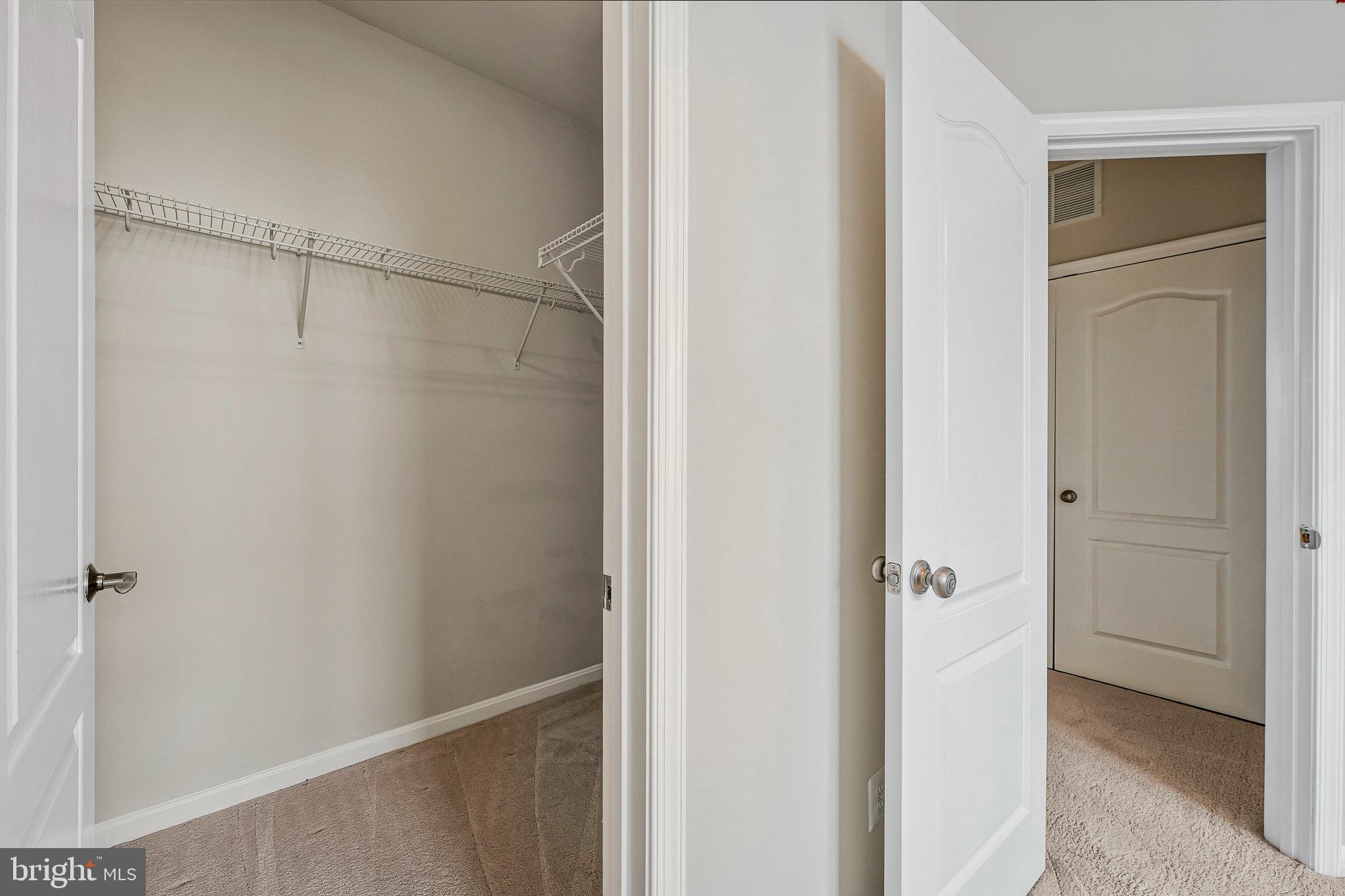 MERCER PARK CONDOMINIUM - Residential Lease