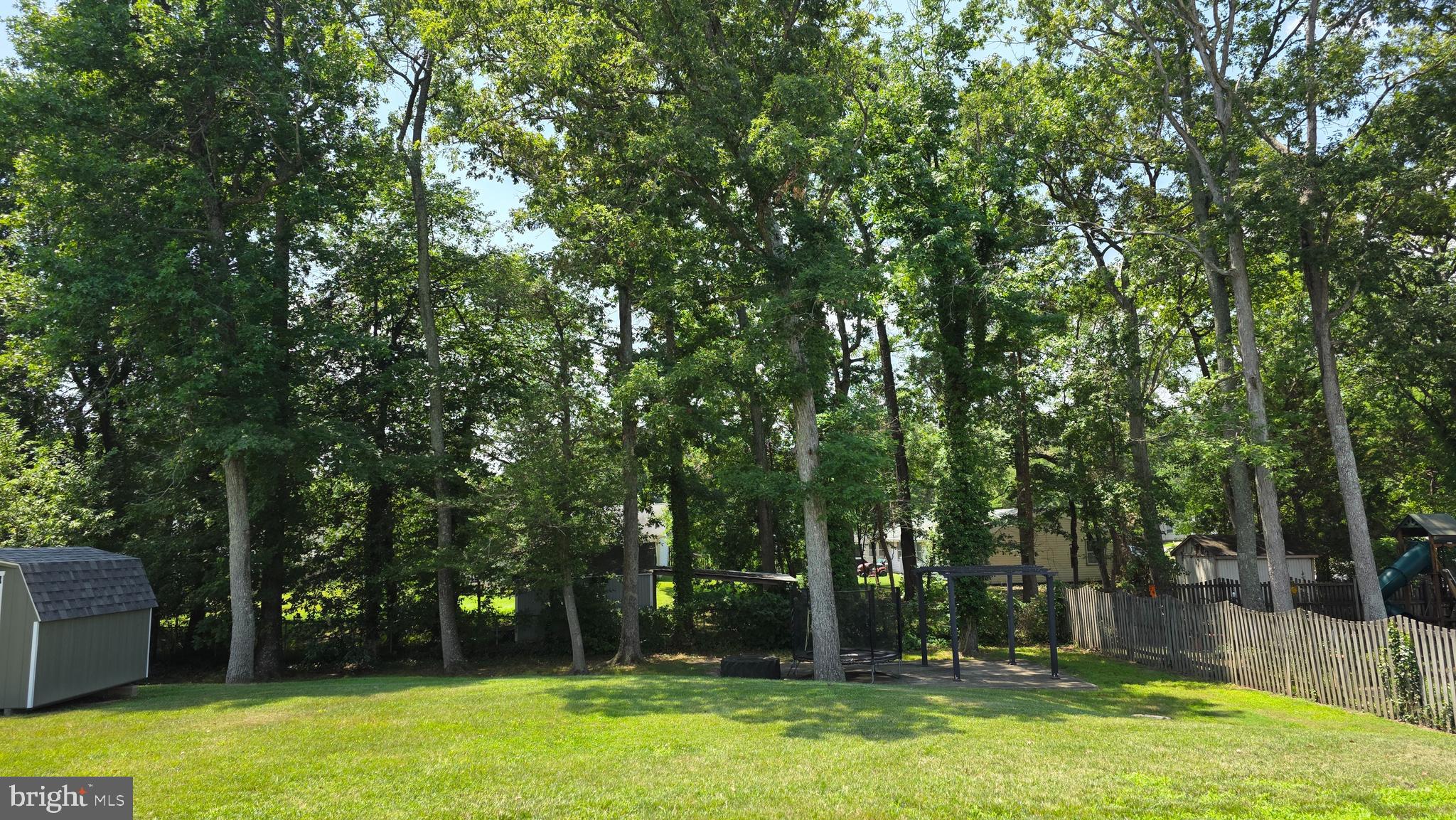 2780 PINEWOOD DRIVE