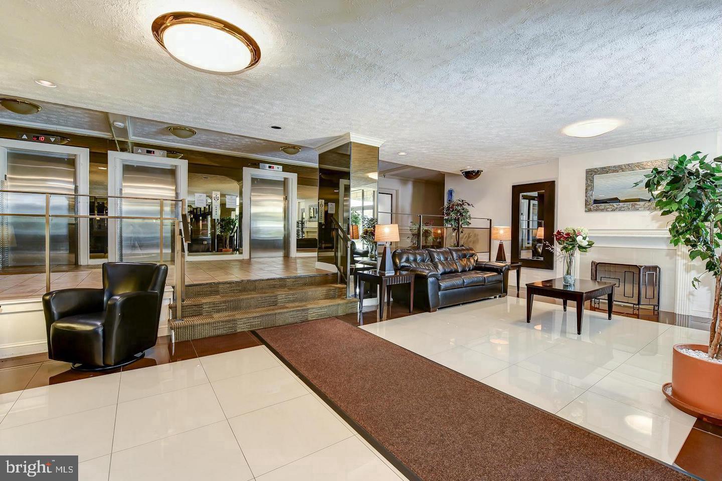 1111 ARLINGTON BOULEVARD 815
