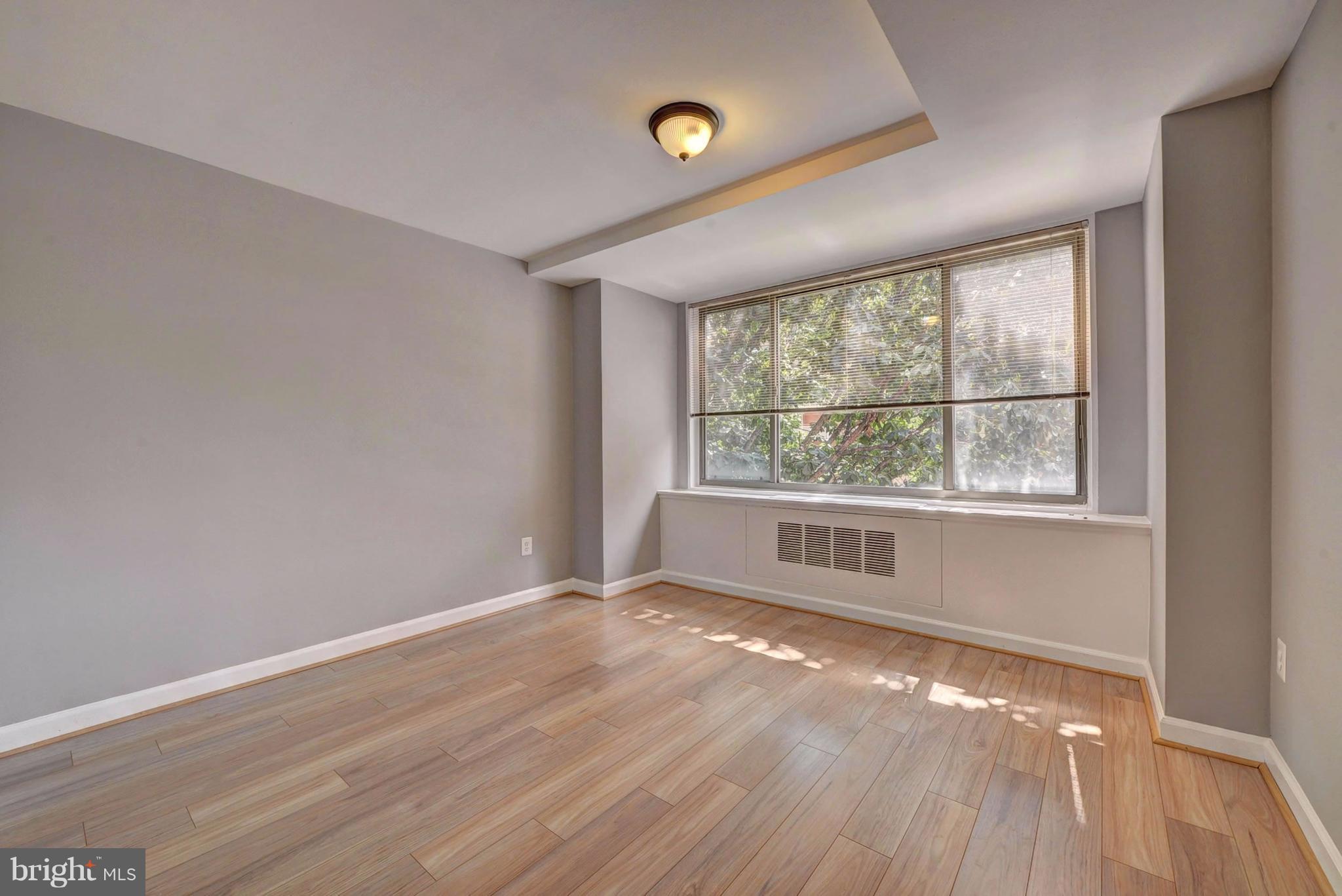 RIVER PLACE - Residential Lease