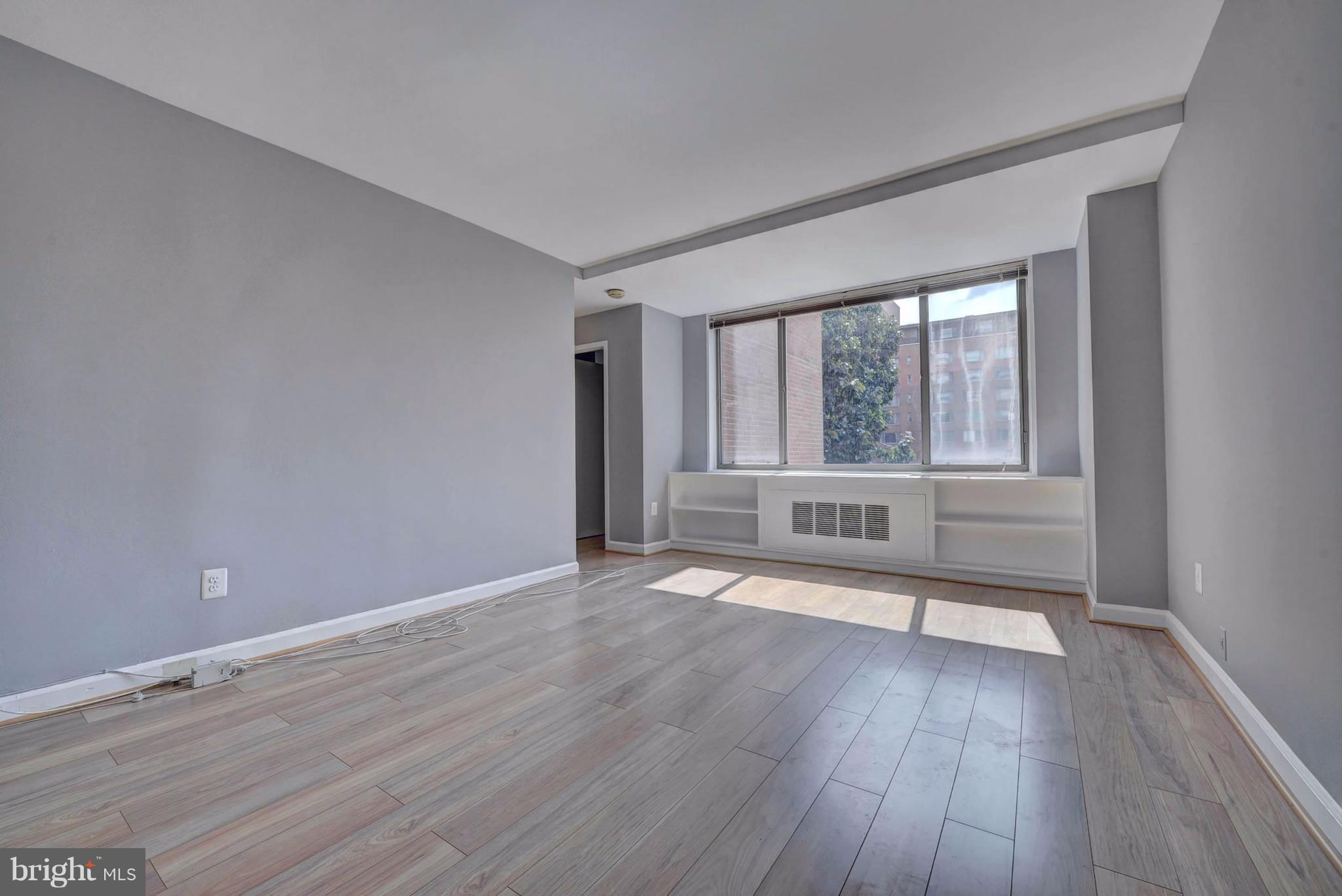 RIVER PLACE - Residential Lease