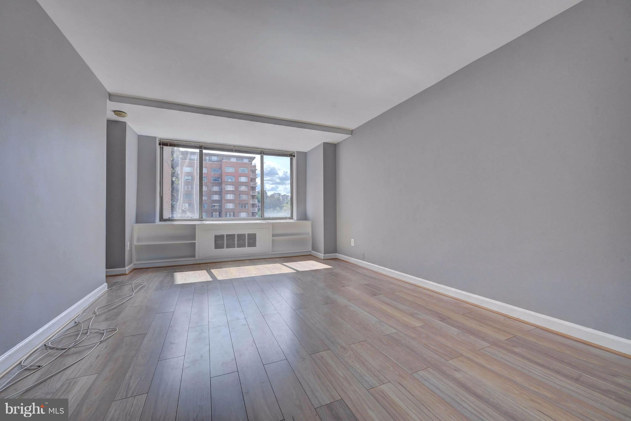 RIVER PLACE - Residential Lease