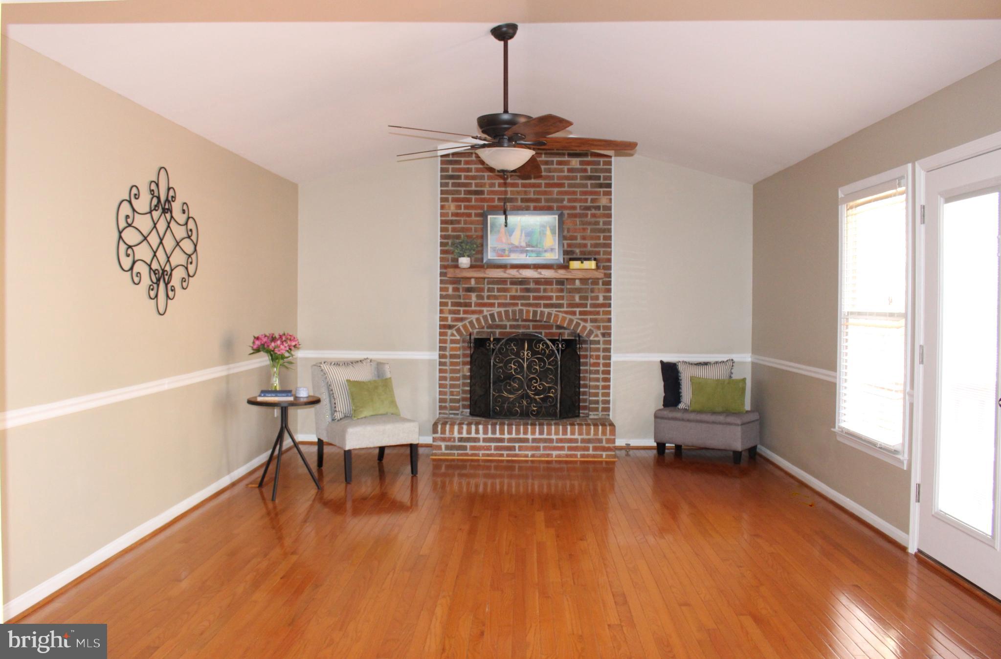 HAMPTON OAKS - Residential