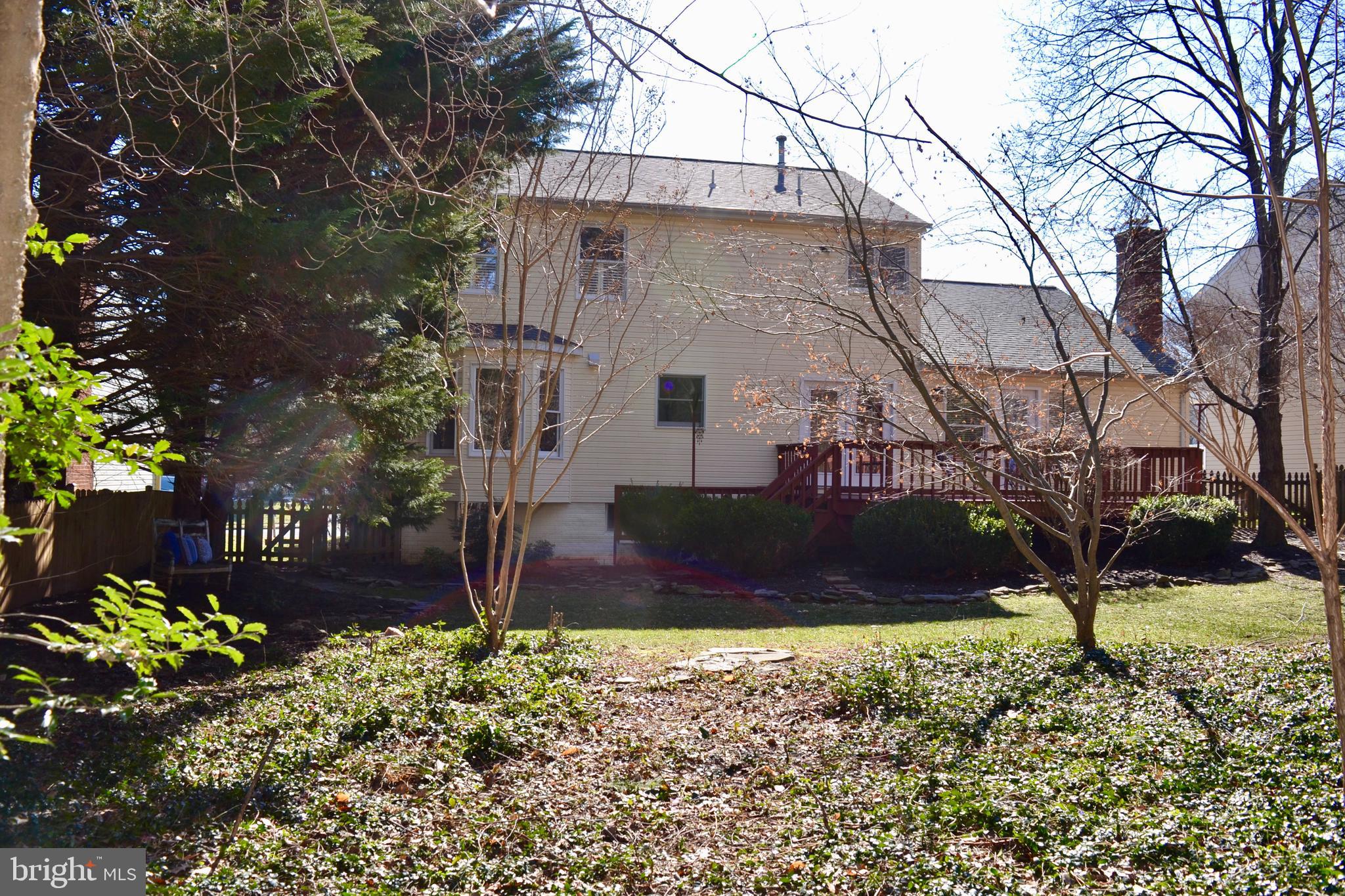 HAMPTON OAKS - Residential