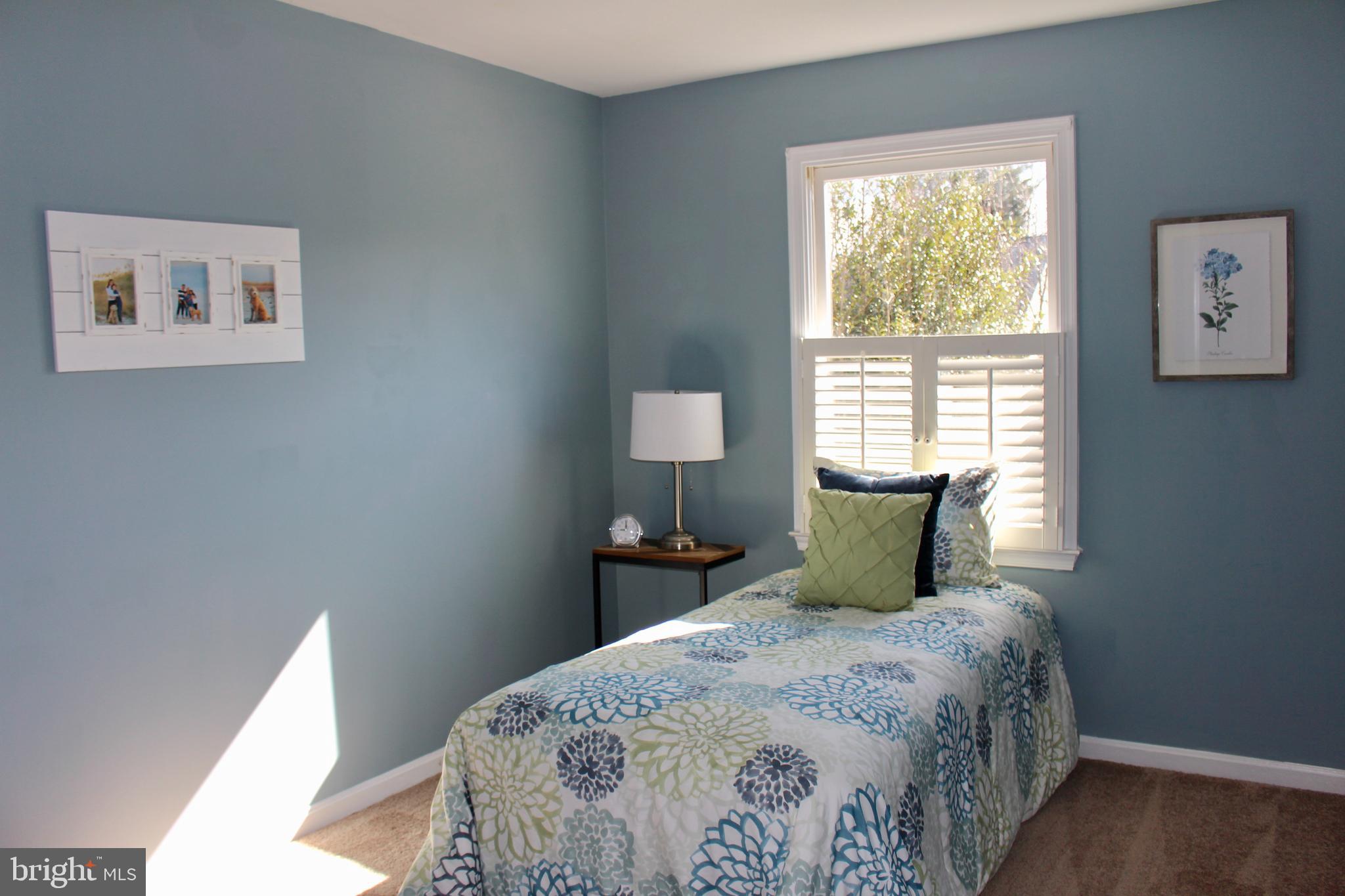 HAMPTON OAKS - Residential