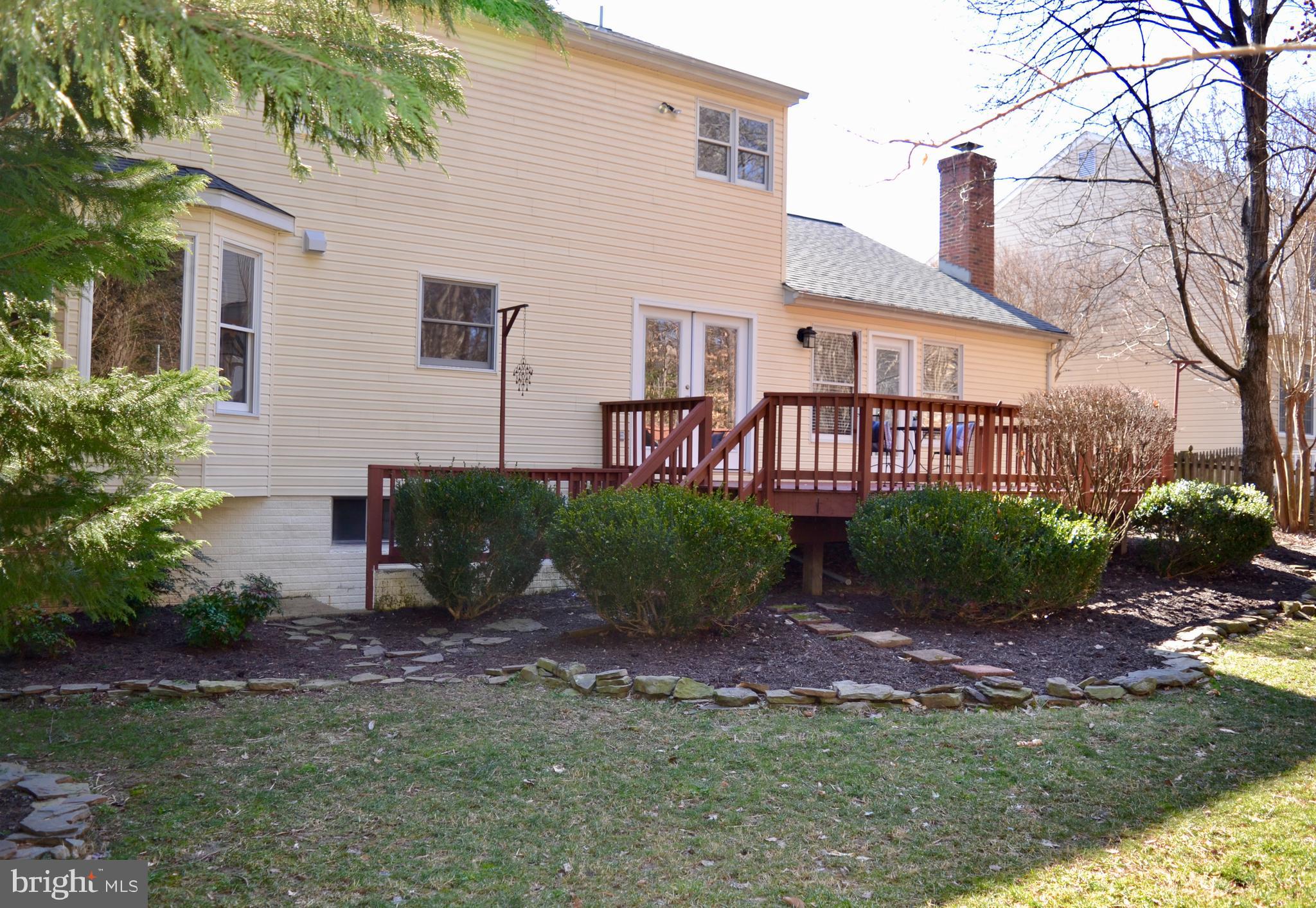 HAMPTON OAKS - Residential