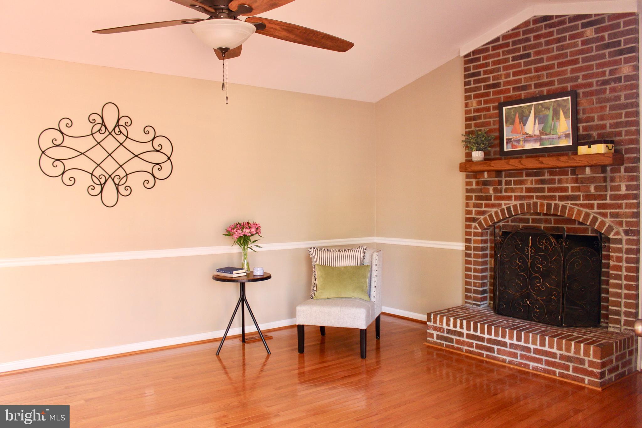 HAMPTON OAKS - Residential