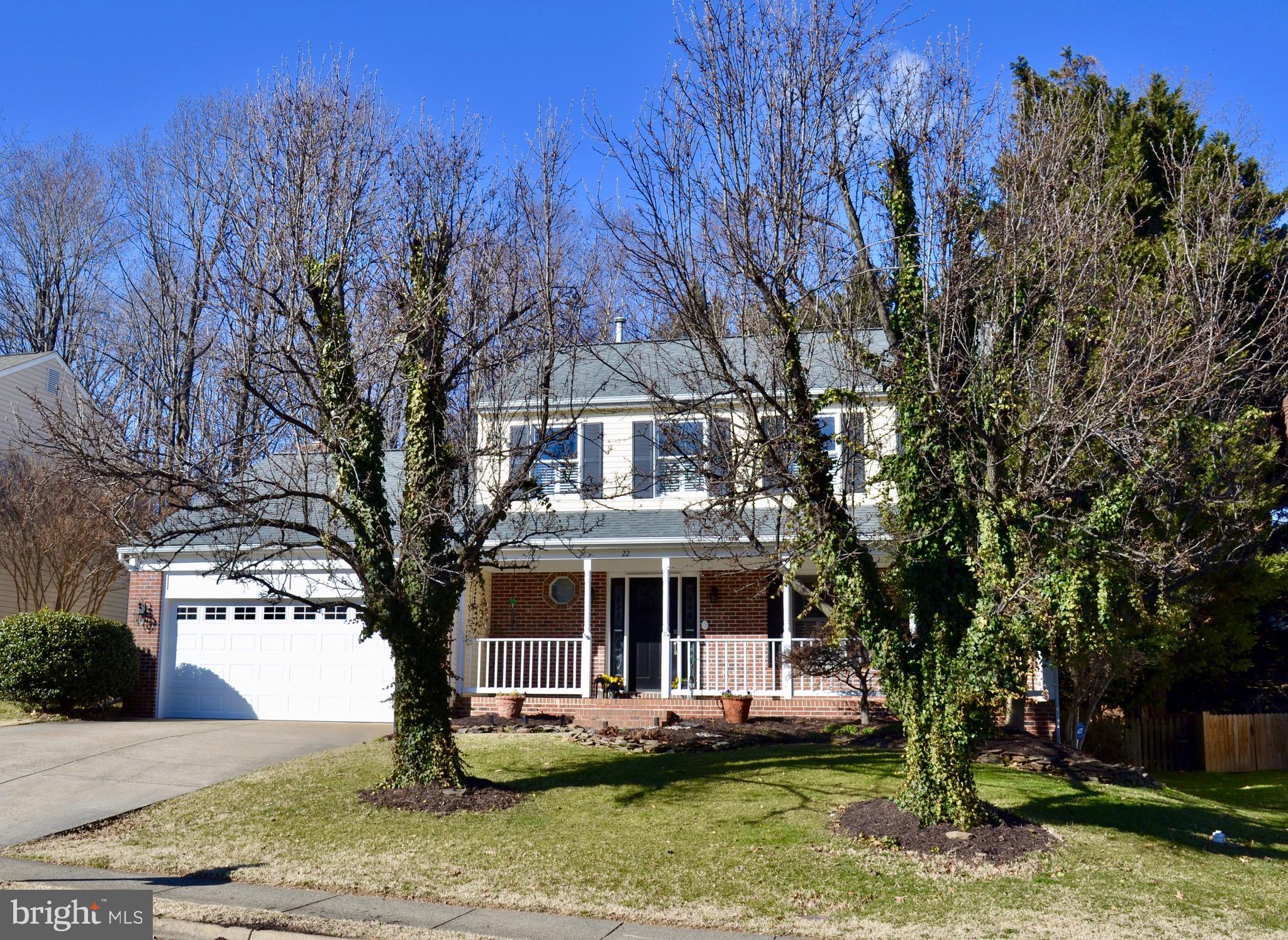 HAMPTON OAKS - Residential