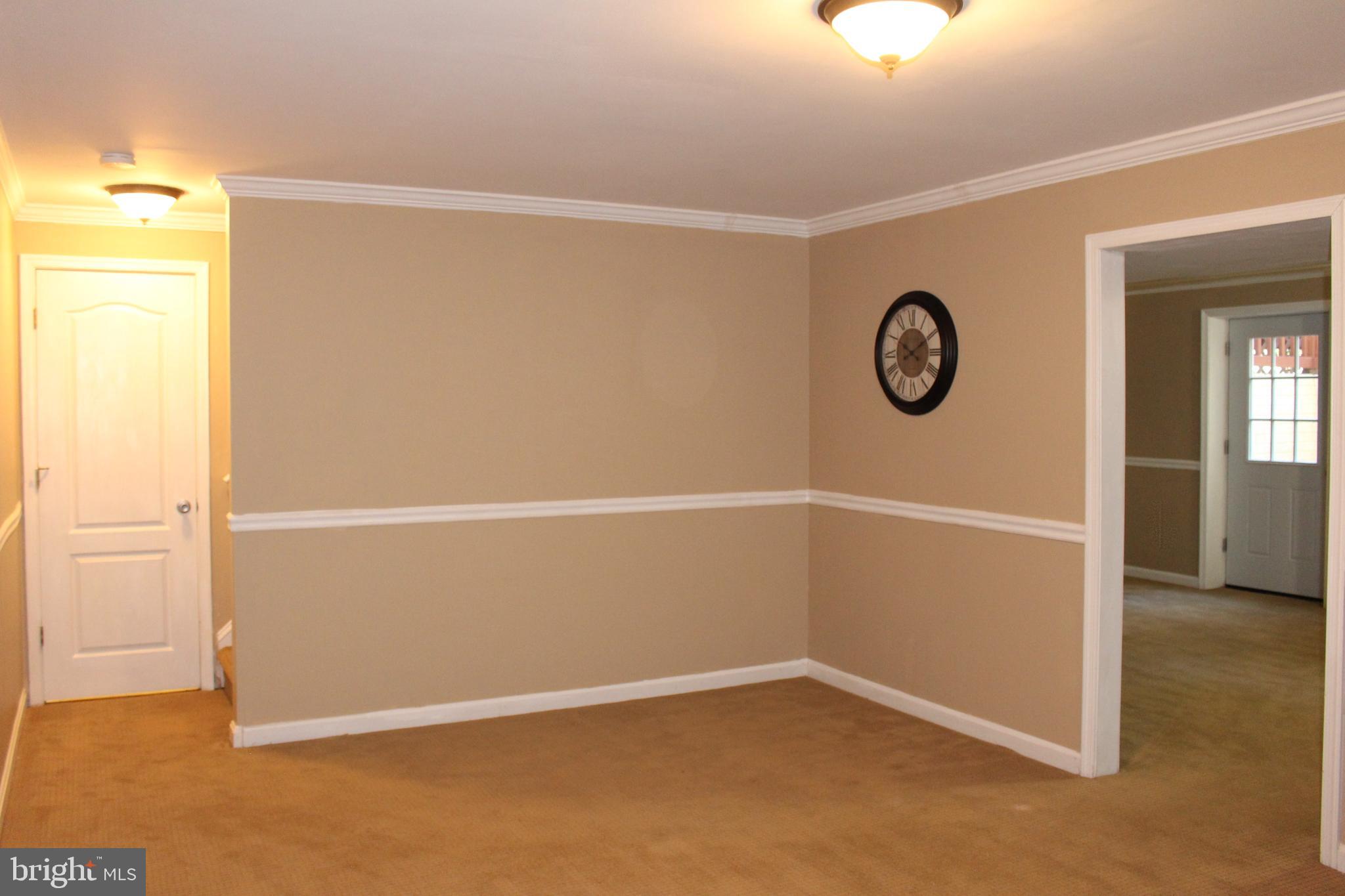 HAMPTON OAKS - Residential