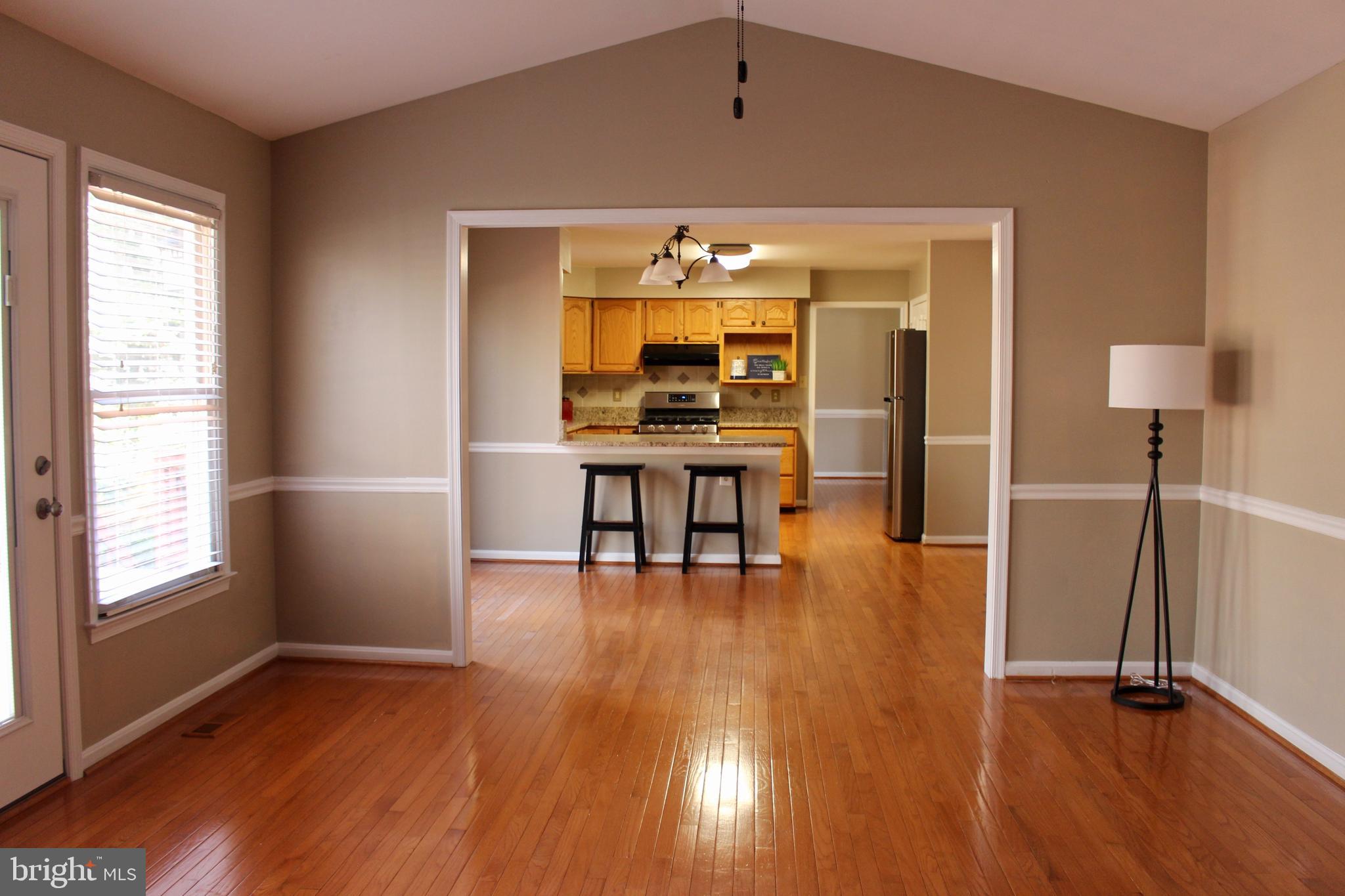 HAMPTON OAKS - Residential