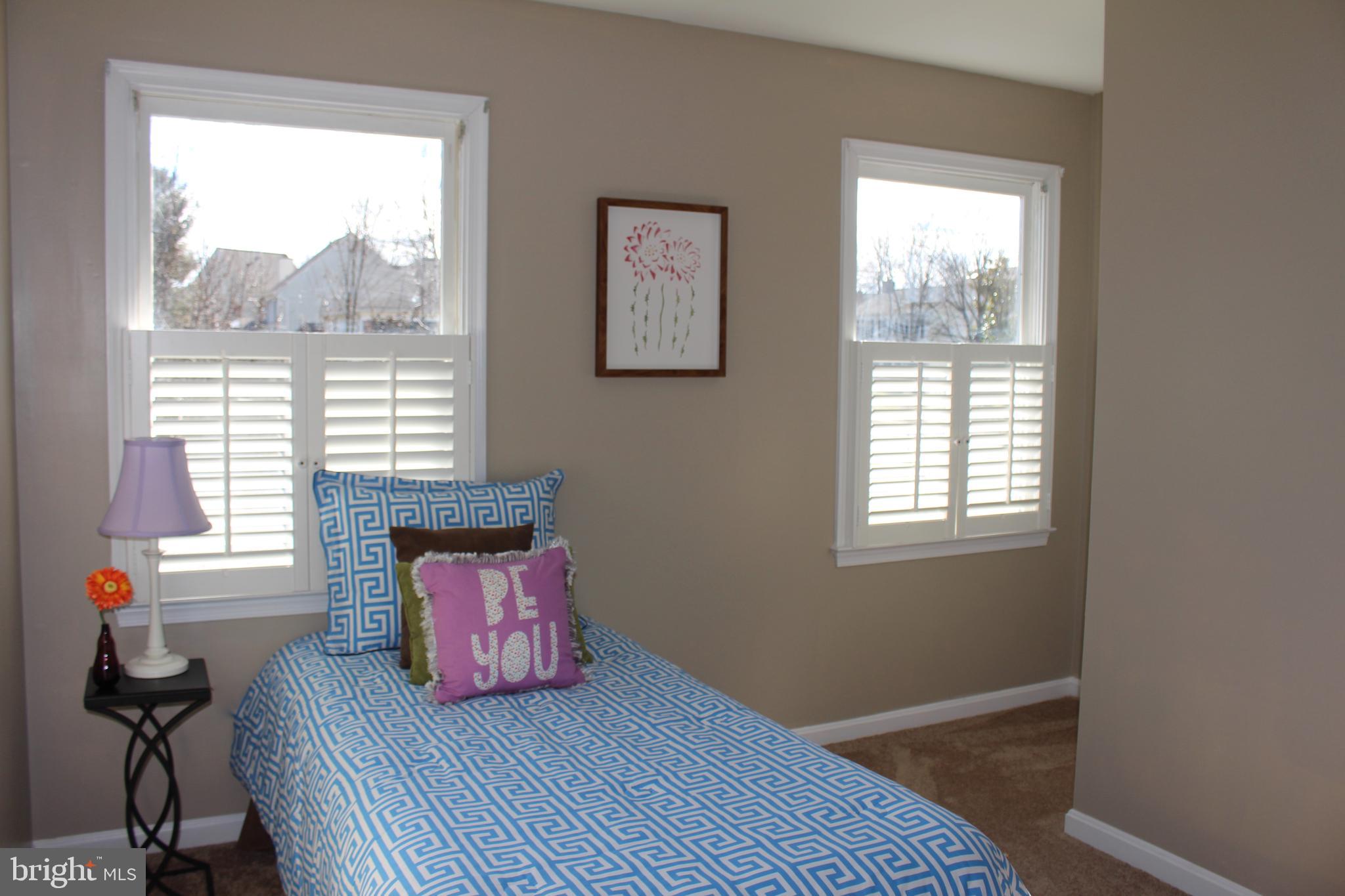 HAMPTON OAKS - Residential