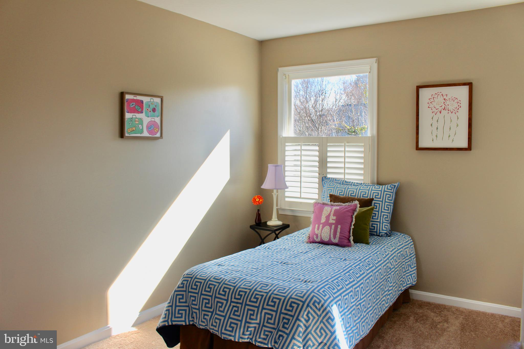 HAMPTON OAKS - Residential