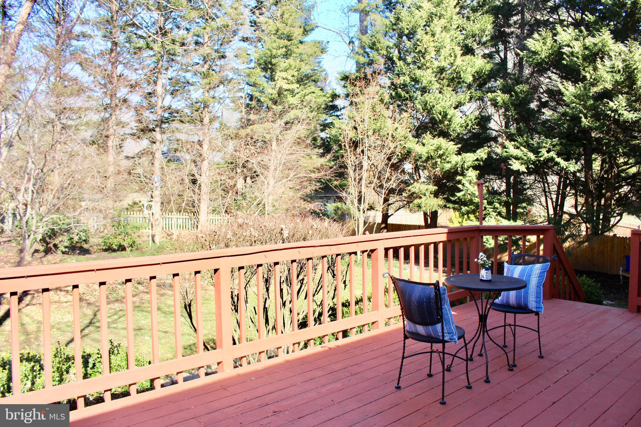 HAMPTON OAKS - Residential