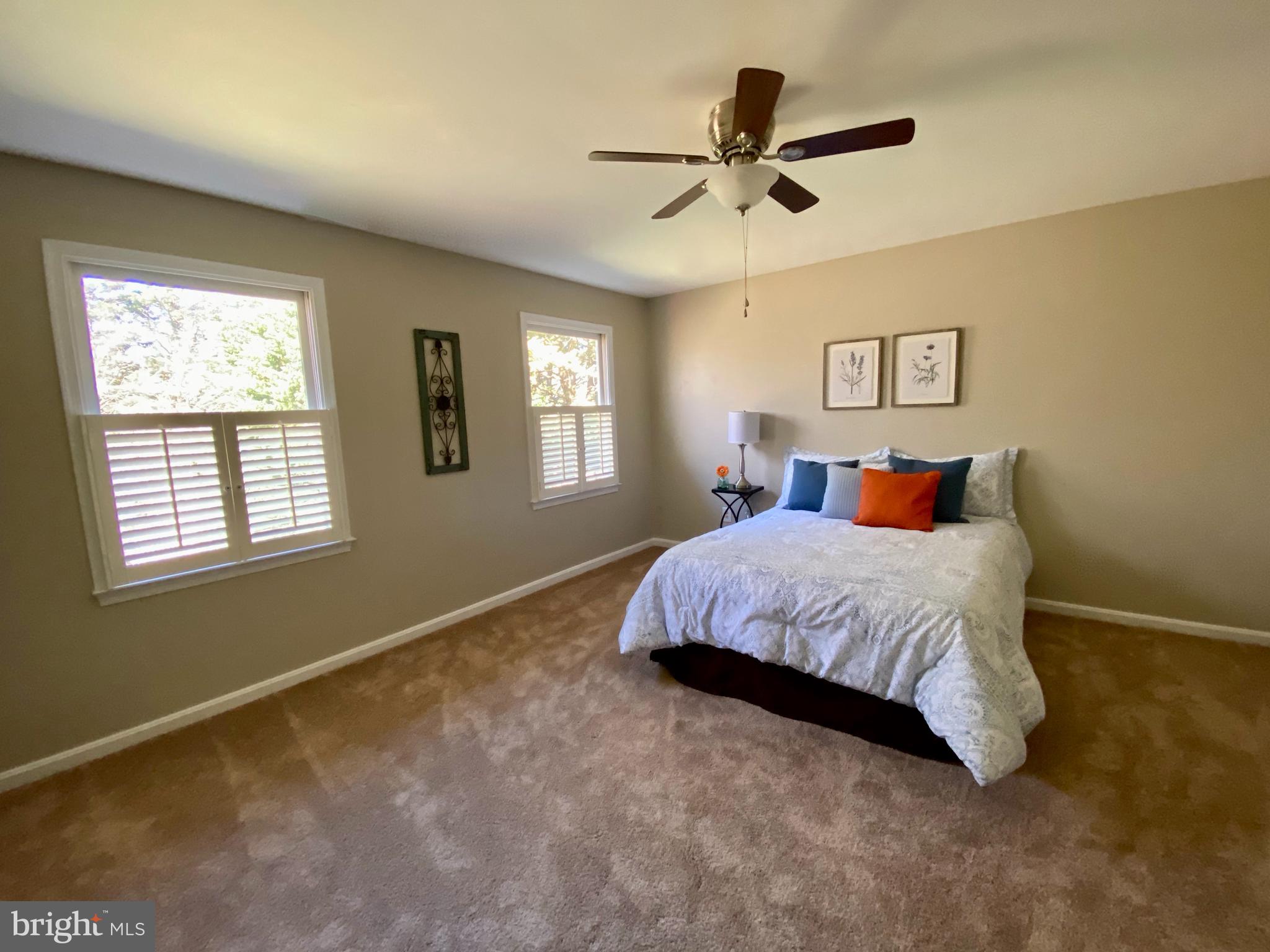 HAMPTON OAKS - Residential