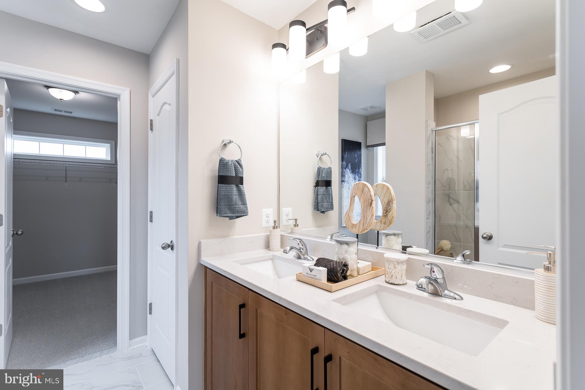 SOUTH BROOK - Residential