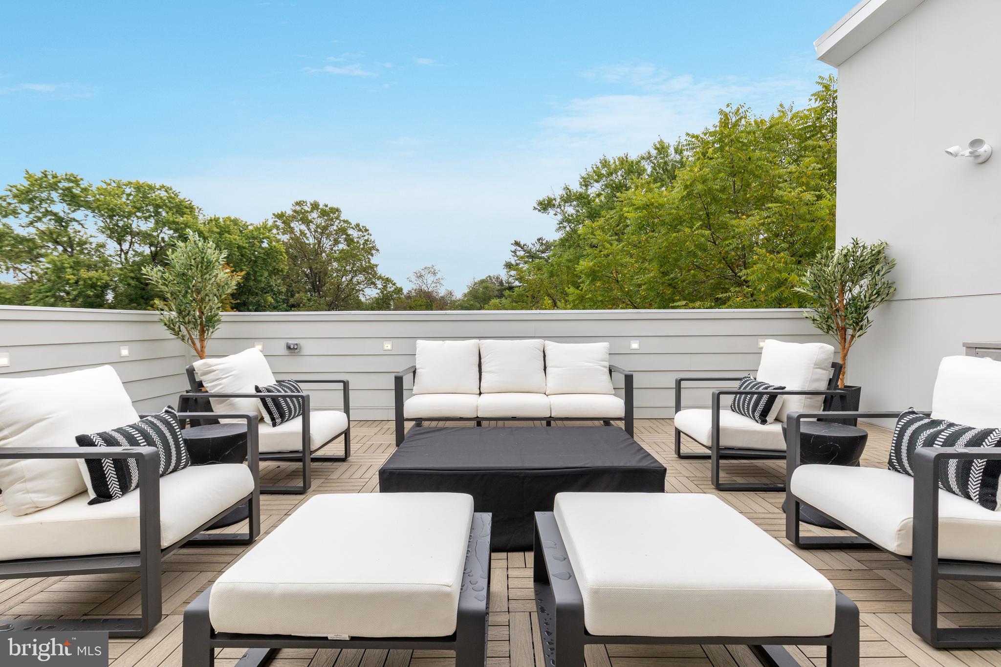 ORCHARD CREST - Residential