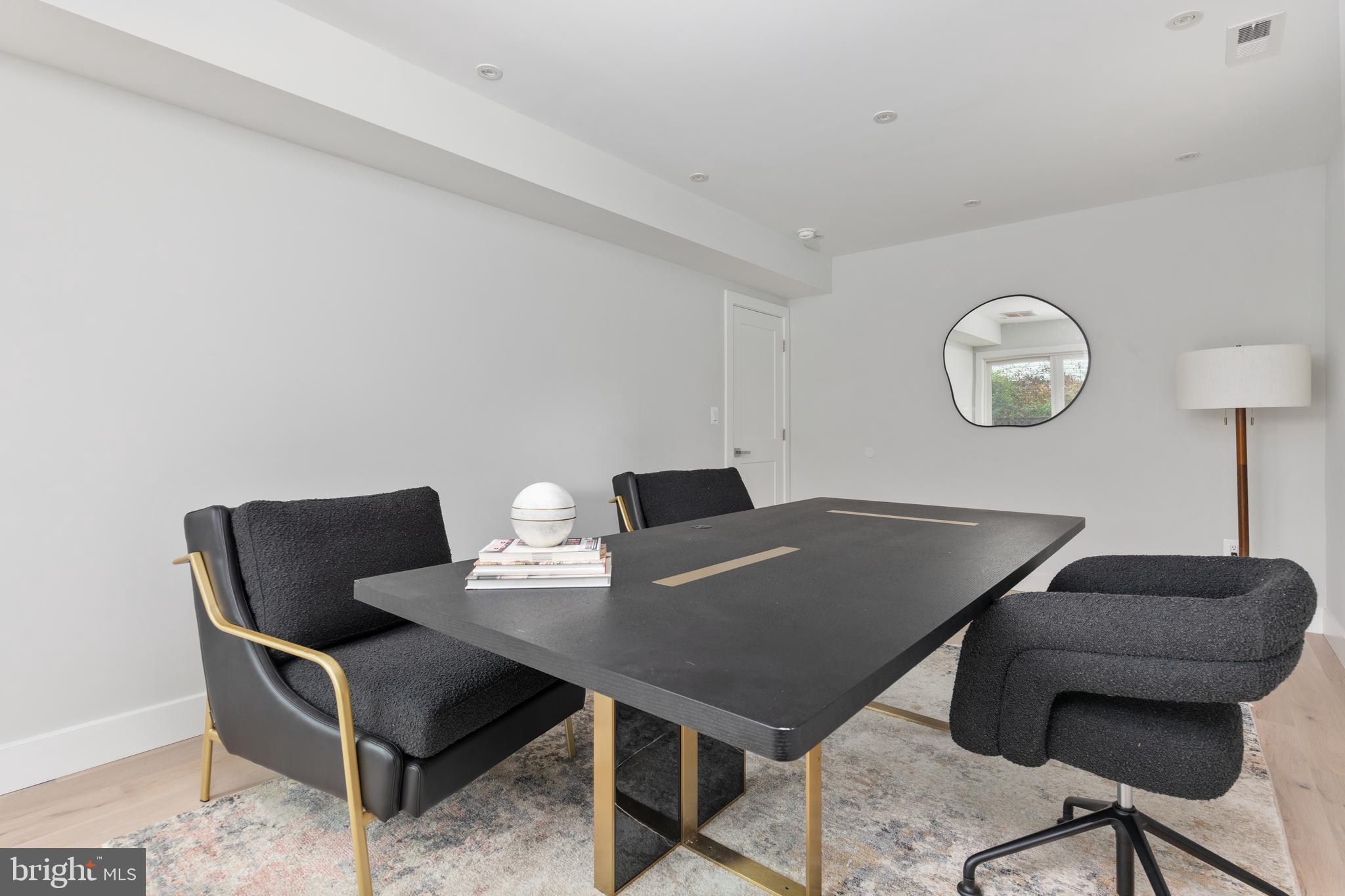 ORCHARD CREST - Residential