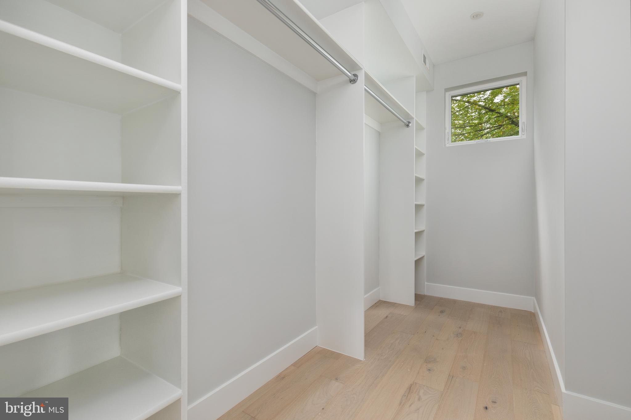 ORCHARD CREST - Residential