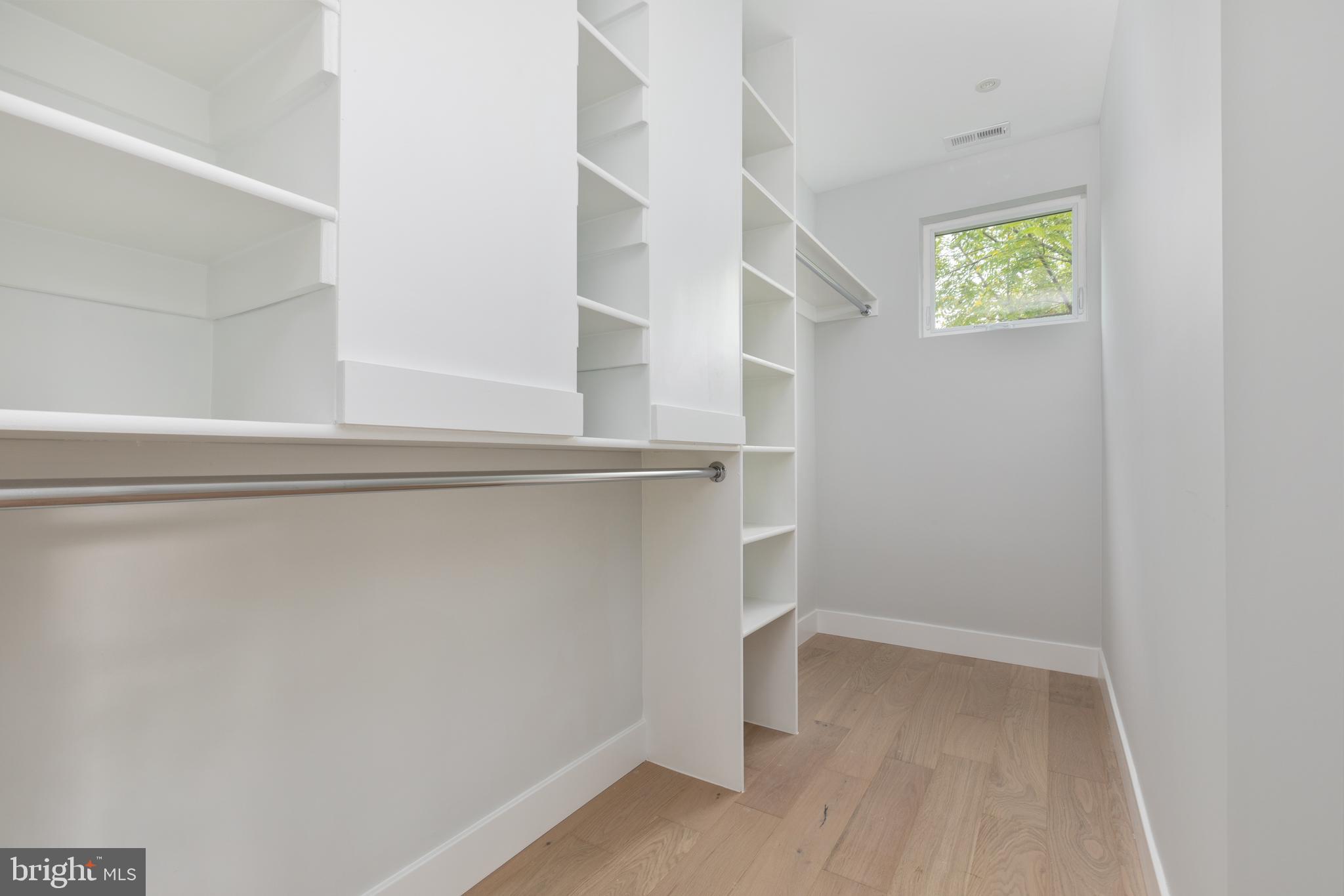 ORCHARD CREST - Residential