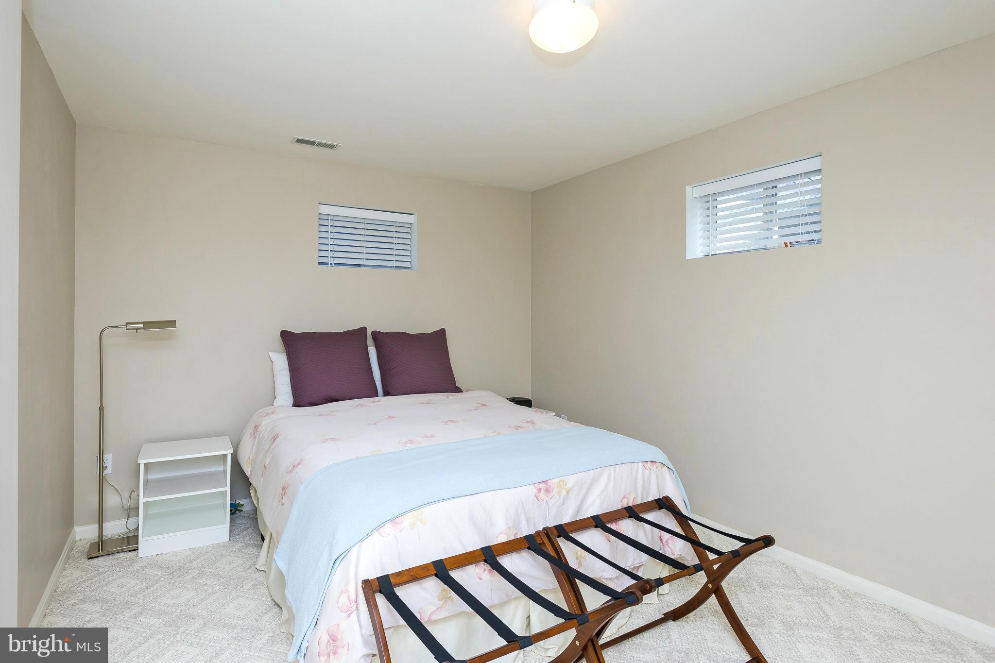 VILLAGE OF RIVER HILL - Residential