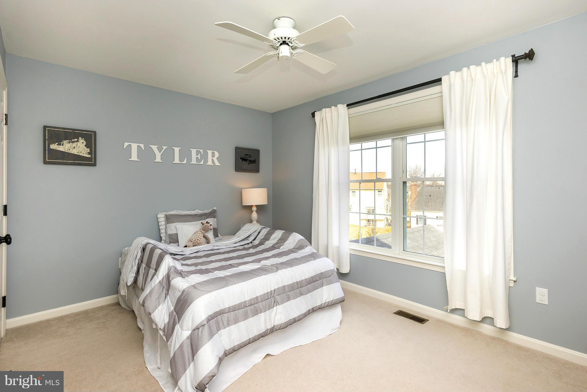 VILLAGE OF RIVER HILL - Residential