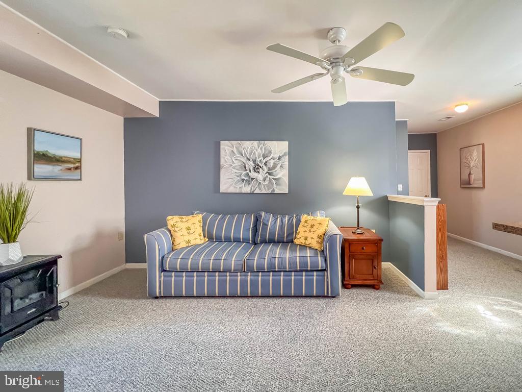 MAPLE POINT - Residential