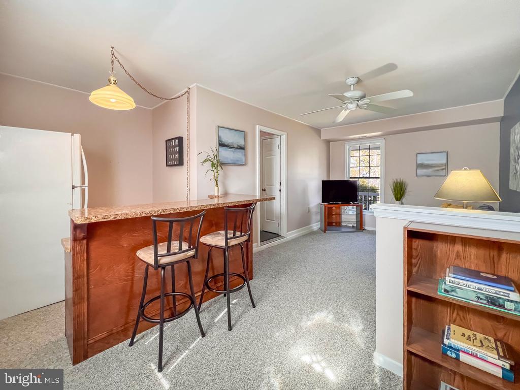 MAPLE POINT - Residential