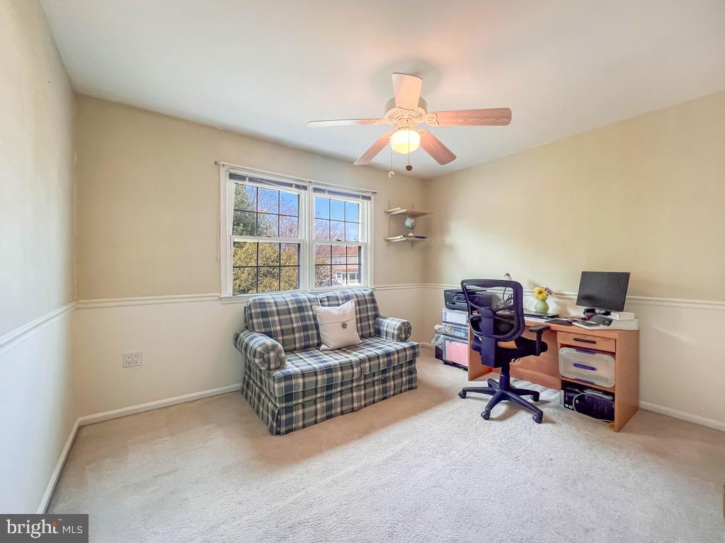 MAPLE POINT - Residential