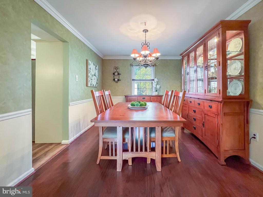 MAPLE POINT - Residential