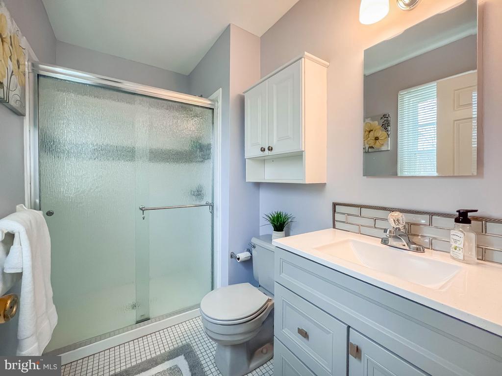 MAPLE POINT - Residential