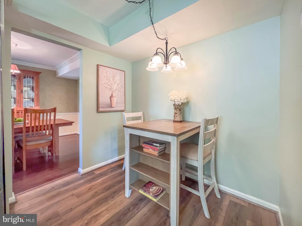 MAPLE POINT - Residential