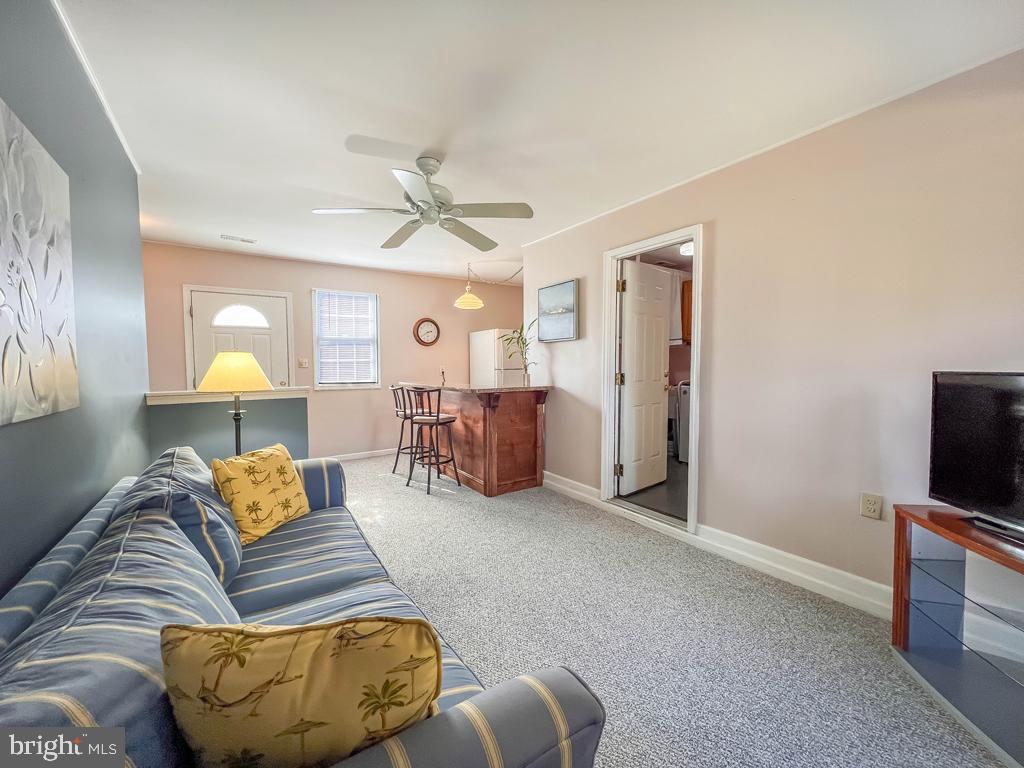 MAPLE POINT - Residential