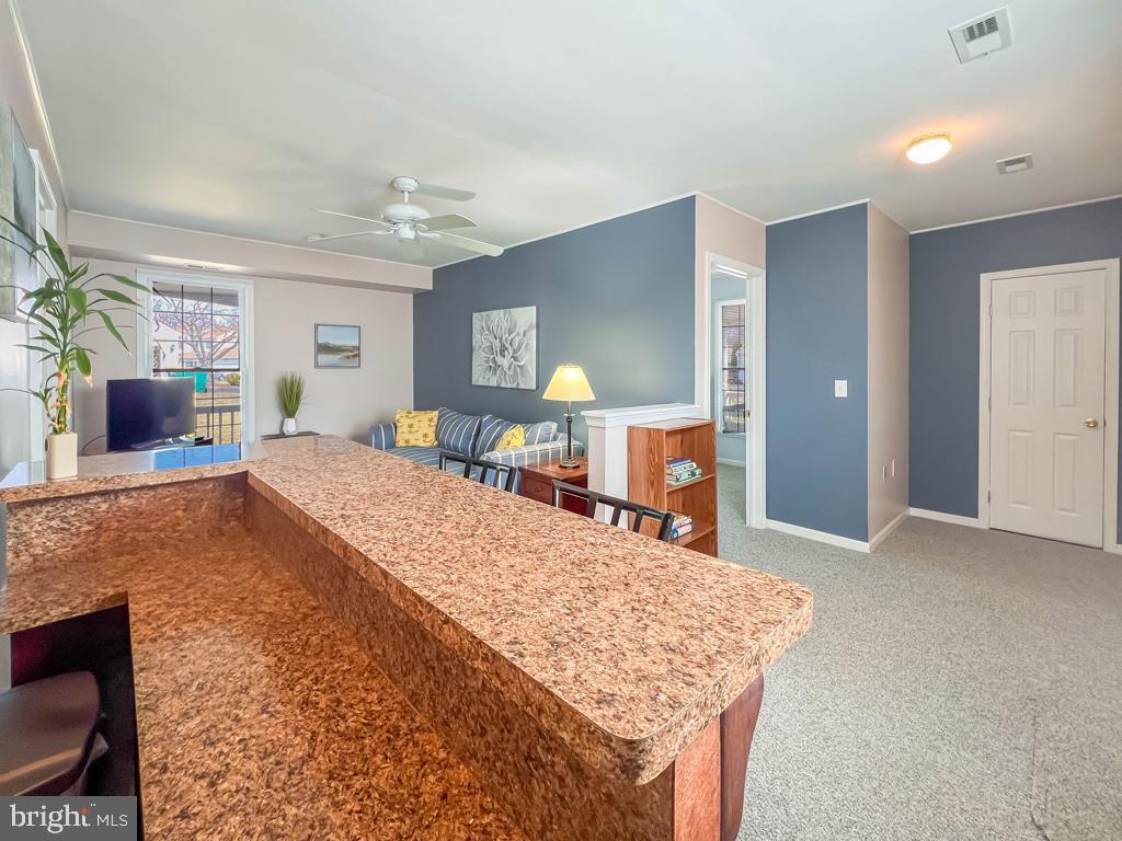 MAPLE POINT - Residential