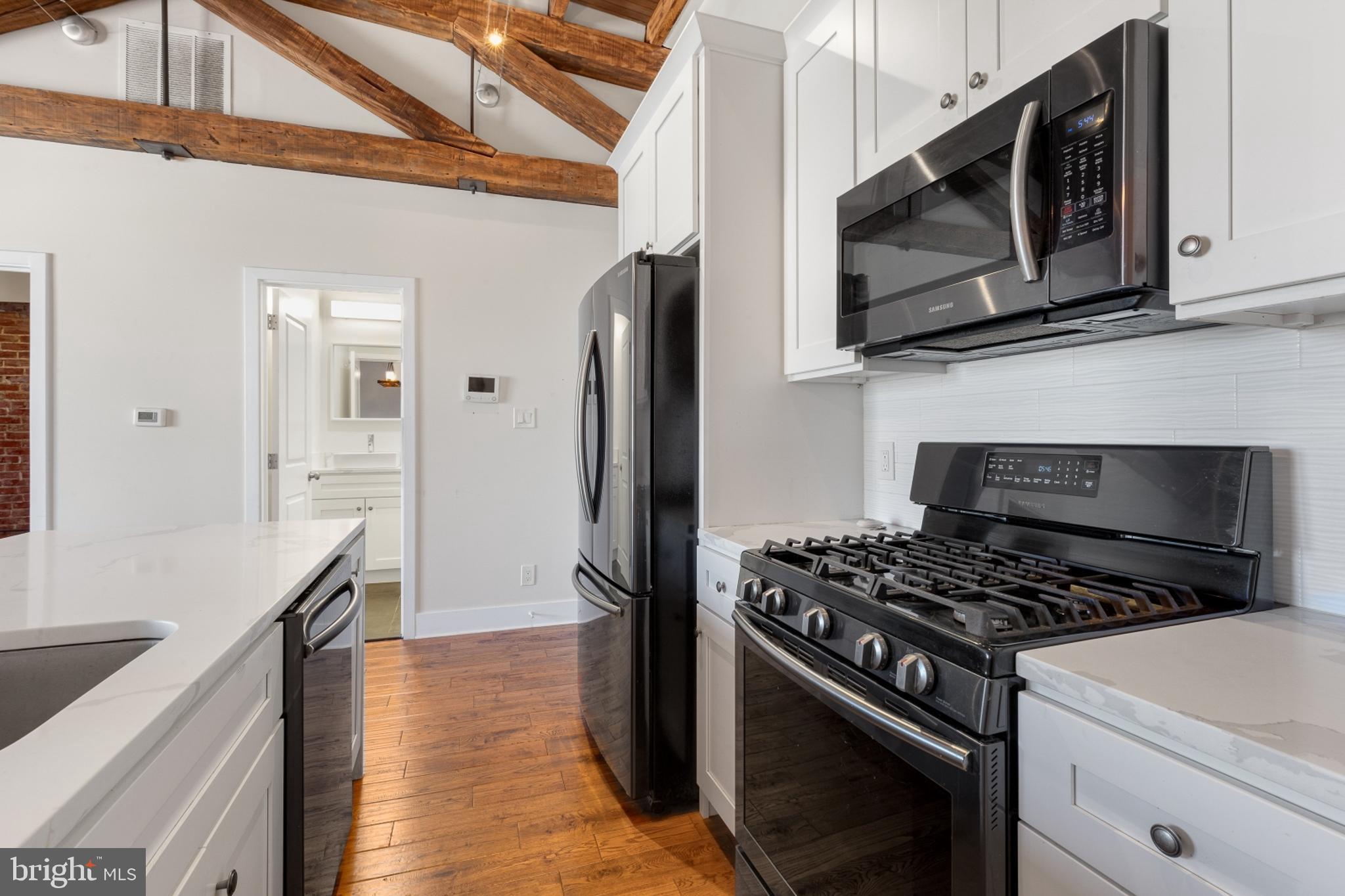 FISHTOWN - Residential Lease