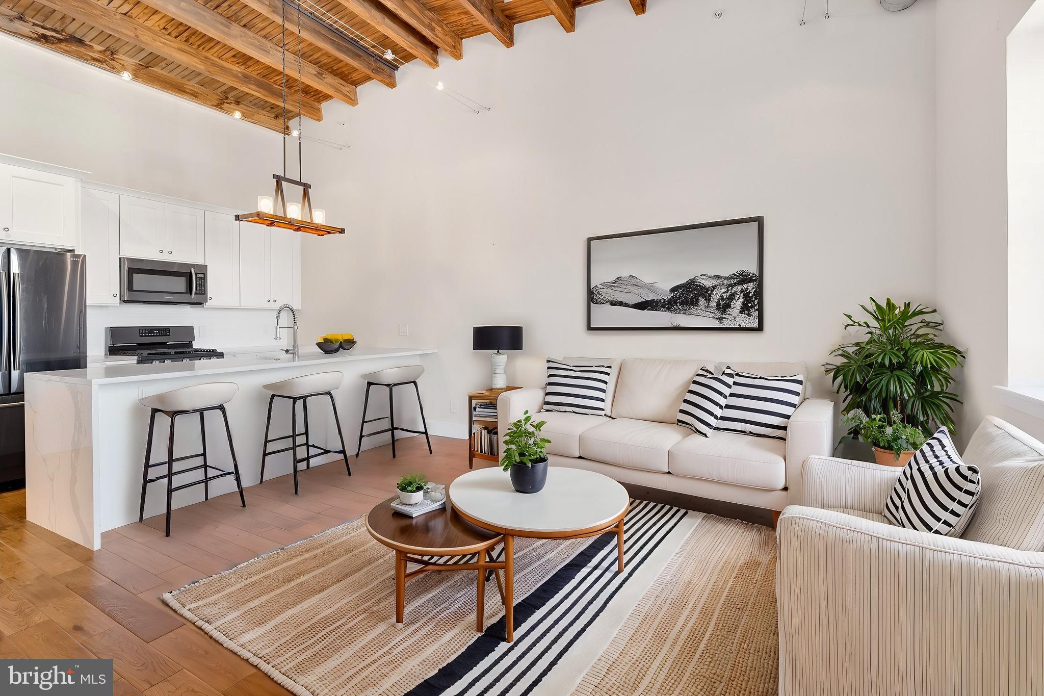 FISHTOWN - Residential Lease